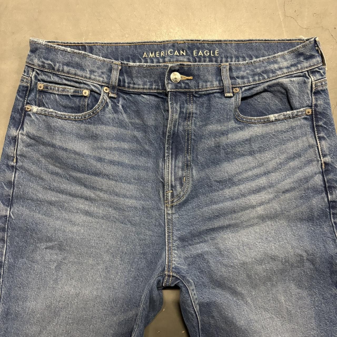 Vintage Crazy Vintage Y2K/2000s Skater Style Streetwear Style Medium Blue Wash Denim Jeans! Size US 36 / EU 52 - 4 Thumbnail