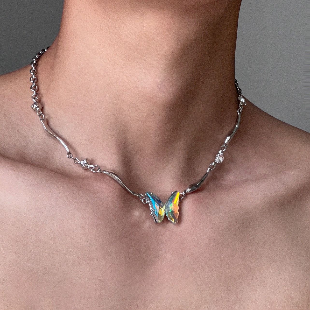 Jewelry × Vintage Gradient butterfly collarbone chain titanium steel necklace Size ONE SIZE - 1 Thumbnail
