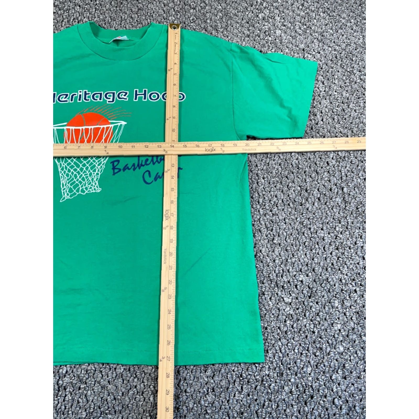 Hanes VINTAGE Hanes T-Shirt Green 90s Heritage Hoop Basketball Camp Graphic Print Adult Large Mens Shirt Size US L / EU 52-54 / 3 - 5 Thumbnail