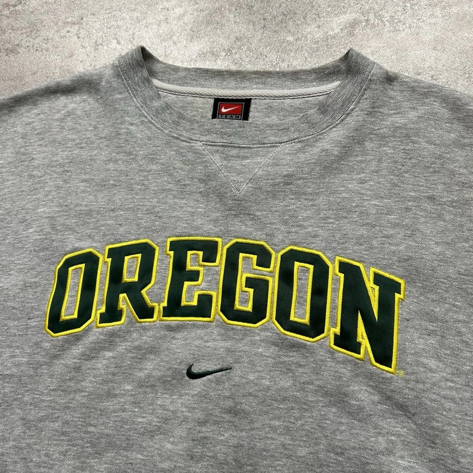 NCAA × Nike × Vintage UNIVERSITY OF OREGON DUCKS NIKE SWOOSH SWEATSHIRT SIZE L Size US L / EU 52-54 / 3 - 2 Thumbnail