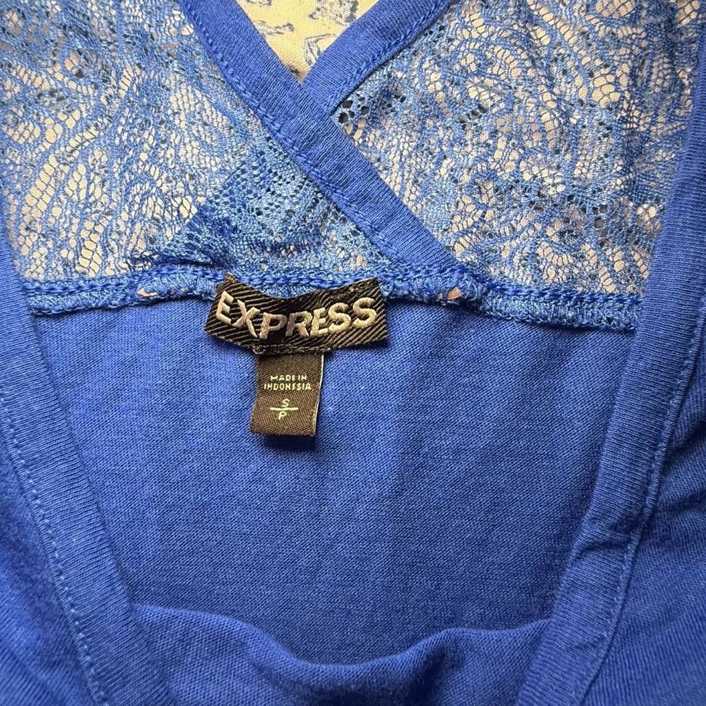 Express Express Small Blue Lace Blouse T Shirt Size S / US 4 / IT 40 - 2 Thumbnail