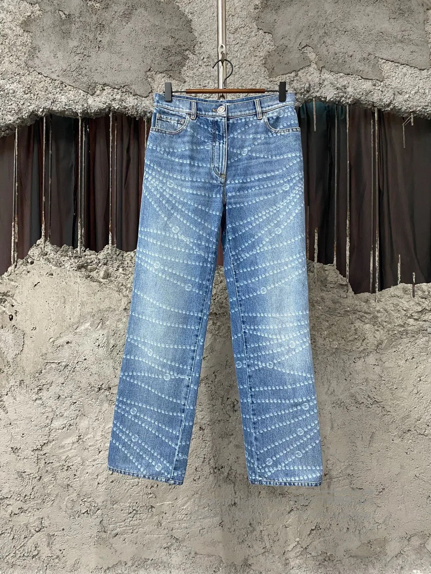 Chanel Chanel Pearl Chain Denim Jeans. Size 37" - 1 Thumbnail