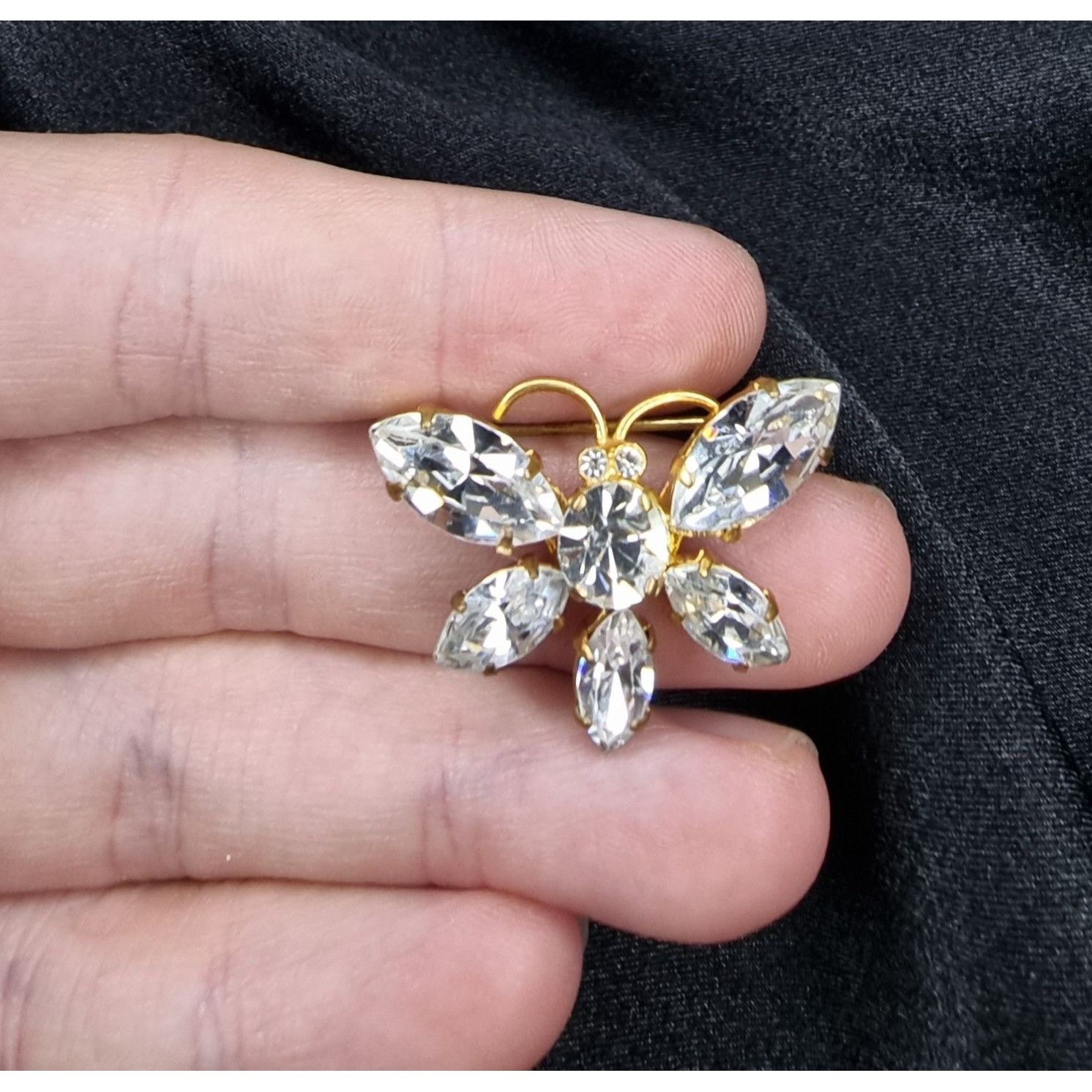 Vintage Vintage Made In Austria 1950s-60s Gold-Tone Brooch W/ Clear Size ONE SIZE - 5 Thumbnail