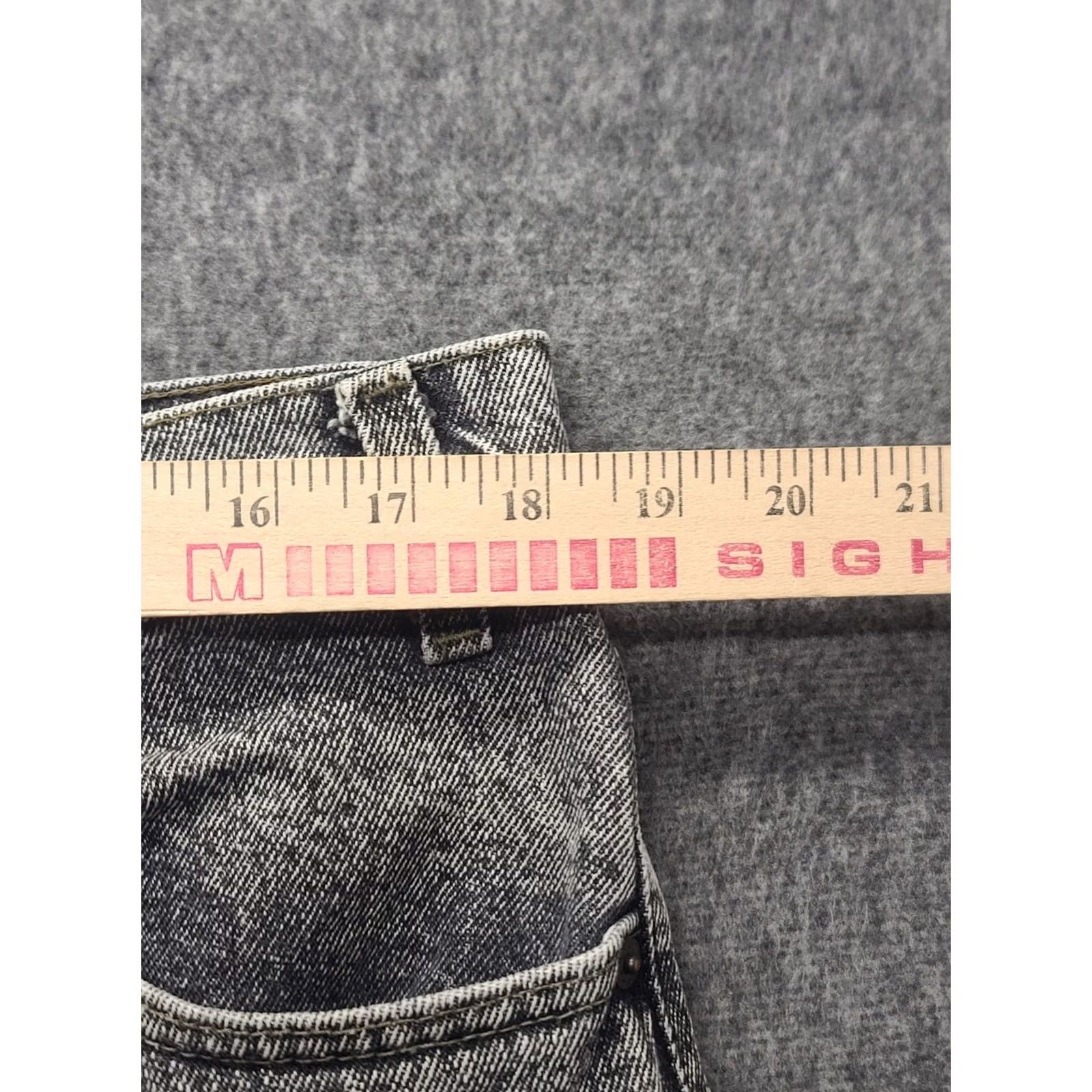 Levi's VINTAGE Levi's 540 Jeans Mens 38x30 Regular Fit Straight Leg Acid Wash USA Black Jeans Men Regular 540 Levi's 540 USA Black 90s Style Size US 38 / EU 54 - 5 Thumbnail