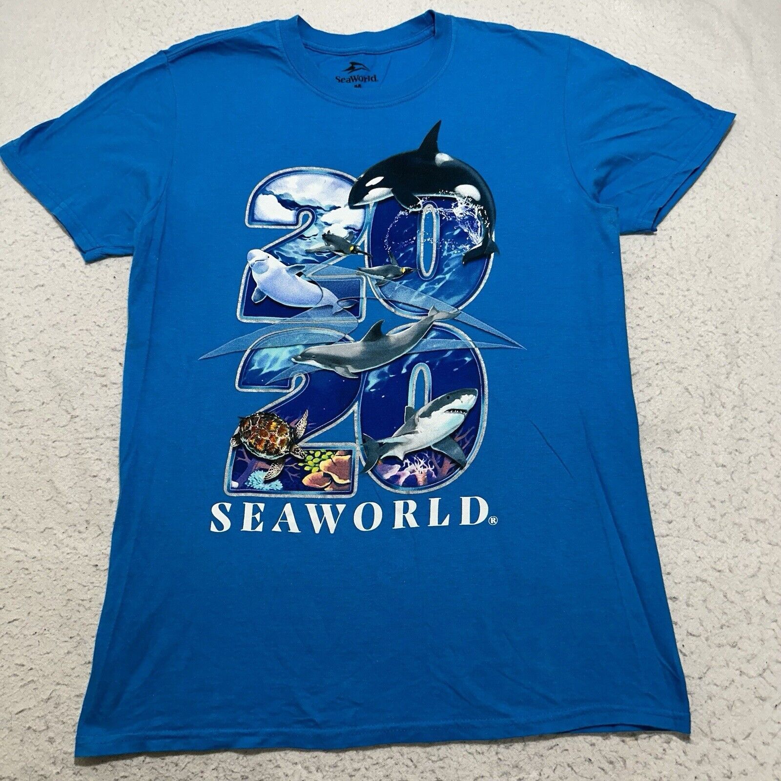 Other SeaWorld 2020 Medium Blue Animal Graphic T Shirt Crewneck Size US M / EU 48-50 / 2 - 1 Thumbnail