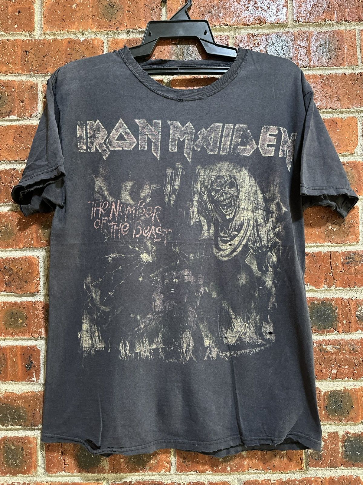 Band Tees Thrashed Vintage Iron Maiden Distress Tee Size US M / EU 48-50 / 2 - 1 Thumbnail