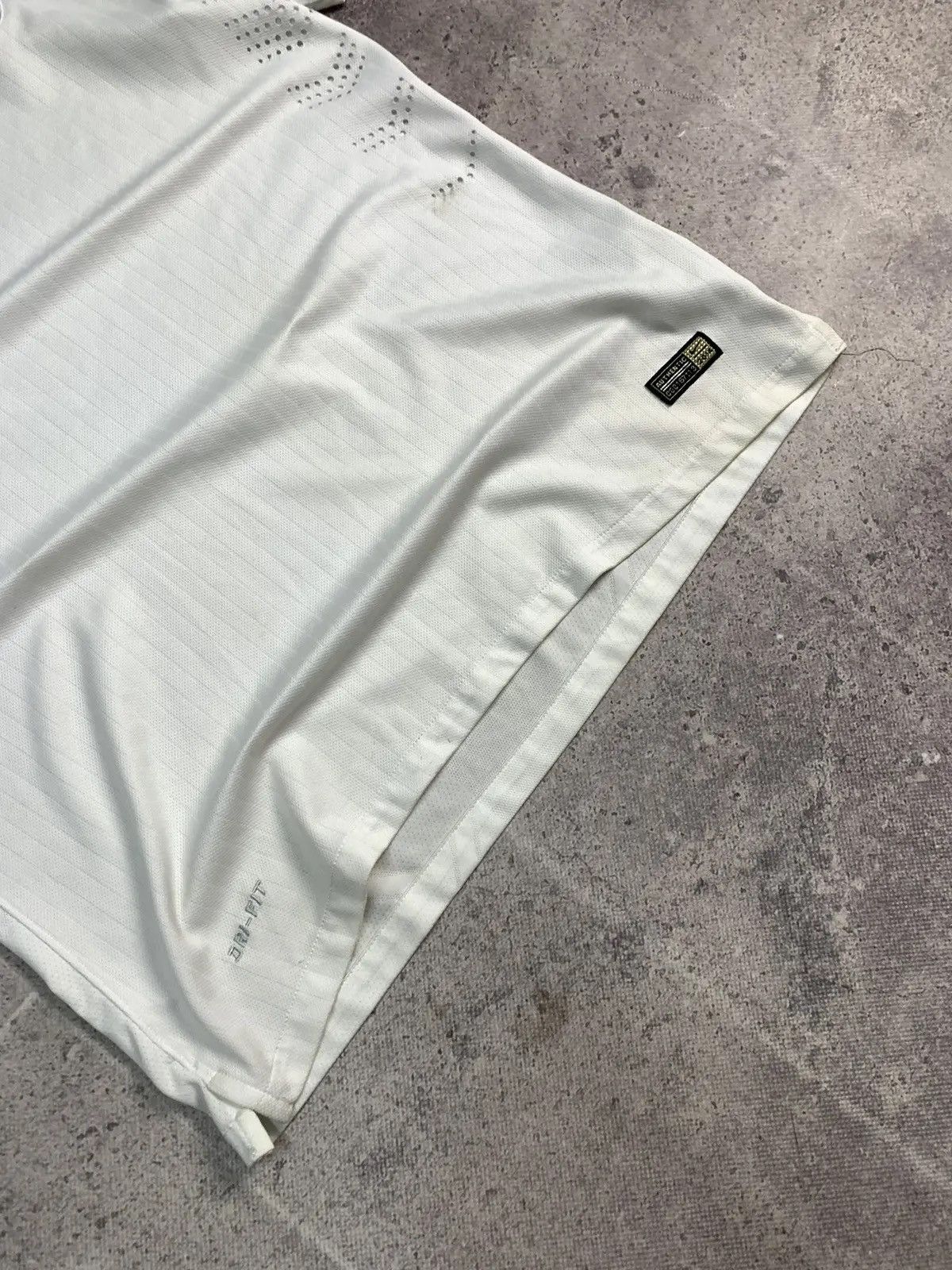 Nike × Vintage 2004-2006 Umbro England Jersey Vintage Soccer Football Size US M / EU 48-50 / 2 - 4 Thumbnail