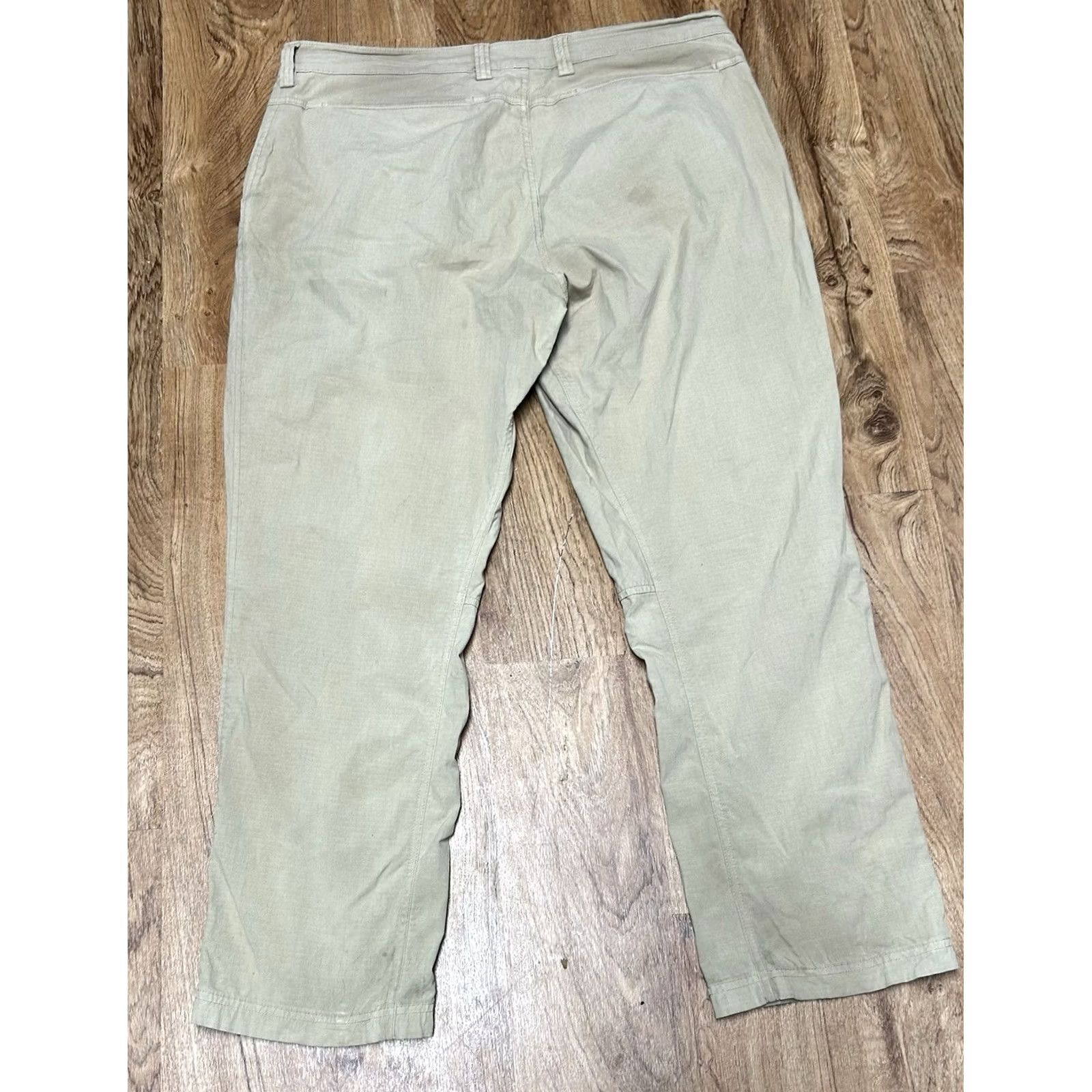 CO Duluth Trading Co Pants 38x30 Regular Straight Khaki Beige Cotton Blend Stretch Button Zipper Pockets Logo USA Men Size US 38 / EU 54 - 7 Thumbnail