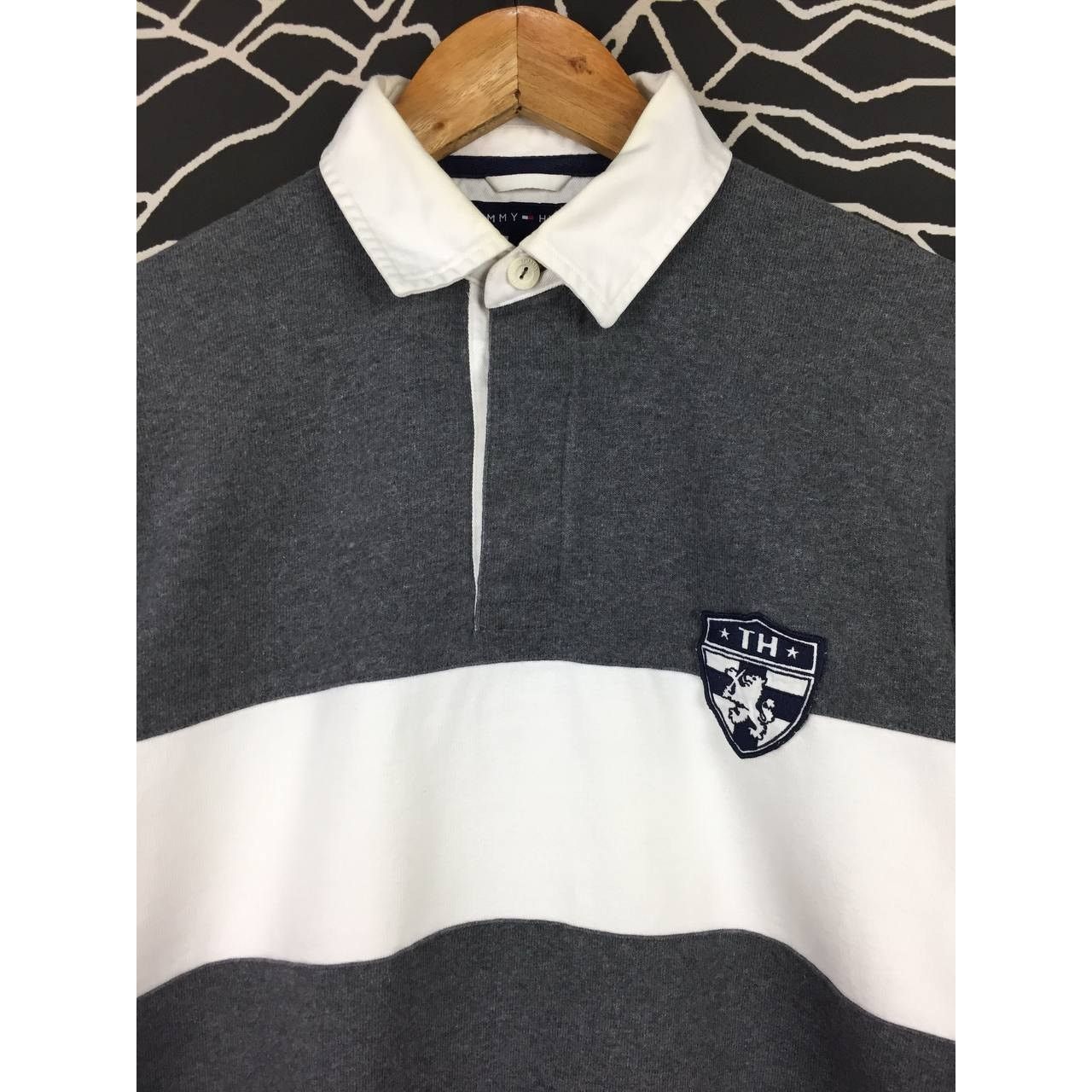 Tommy Hilfiger × Vintage Tommy Hilfiger Crest Logo Long Sleeve Rugby Polo Tee Size US S / EU 44-46 / 1 - 3 Thumbnail