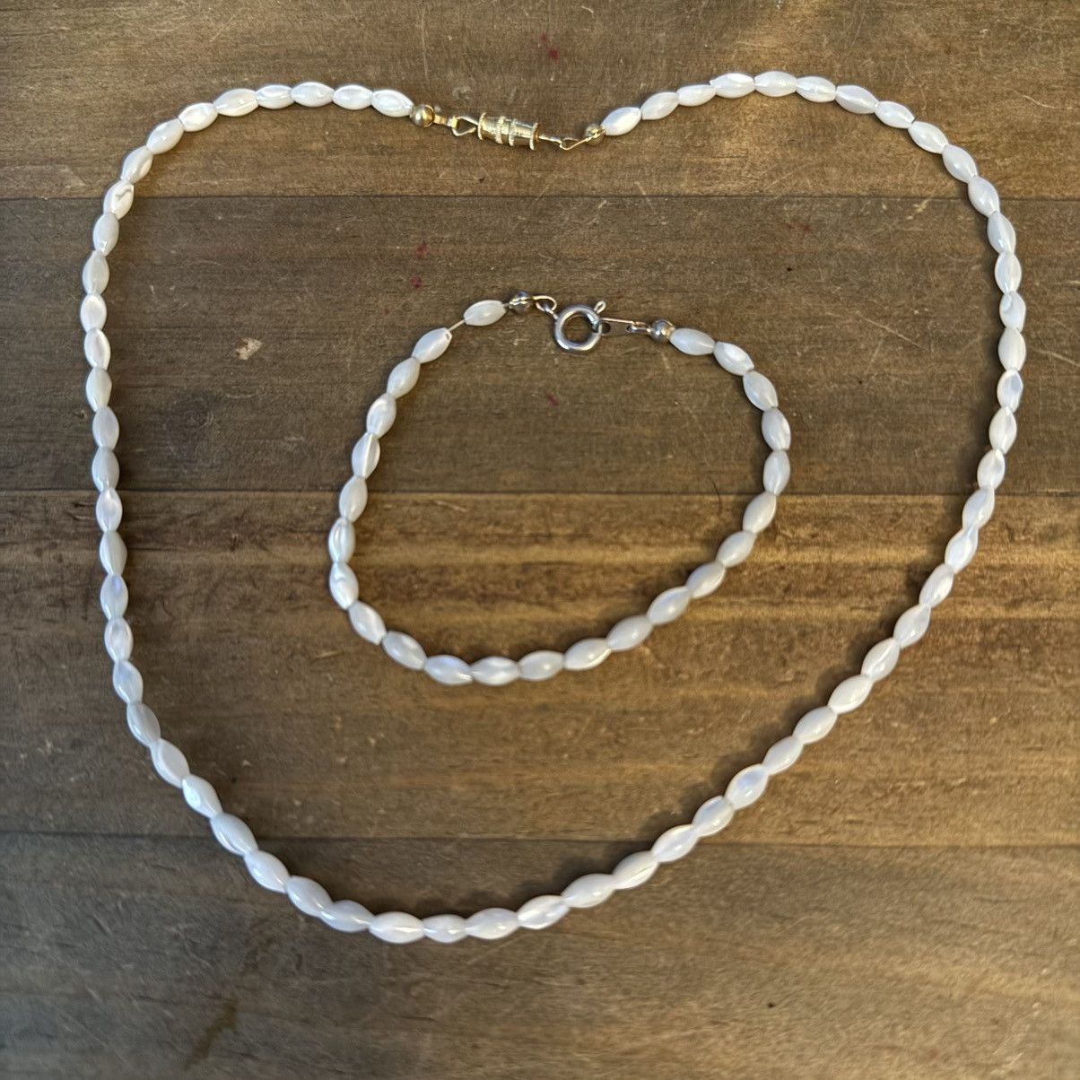 Vintage Vintage Mother of Pearl rice bead necklace and bracelet set Size ONE SIZE - 2 Thumbnail