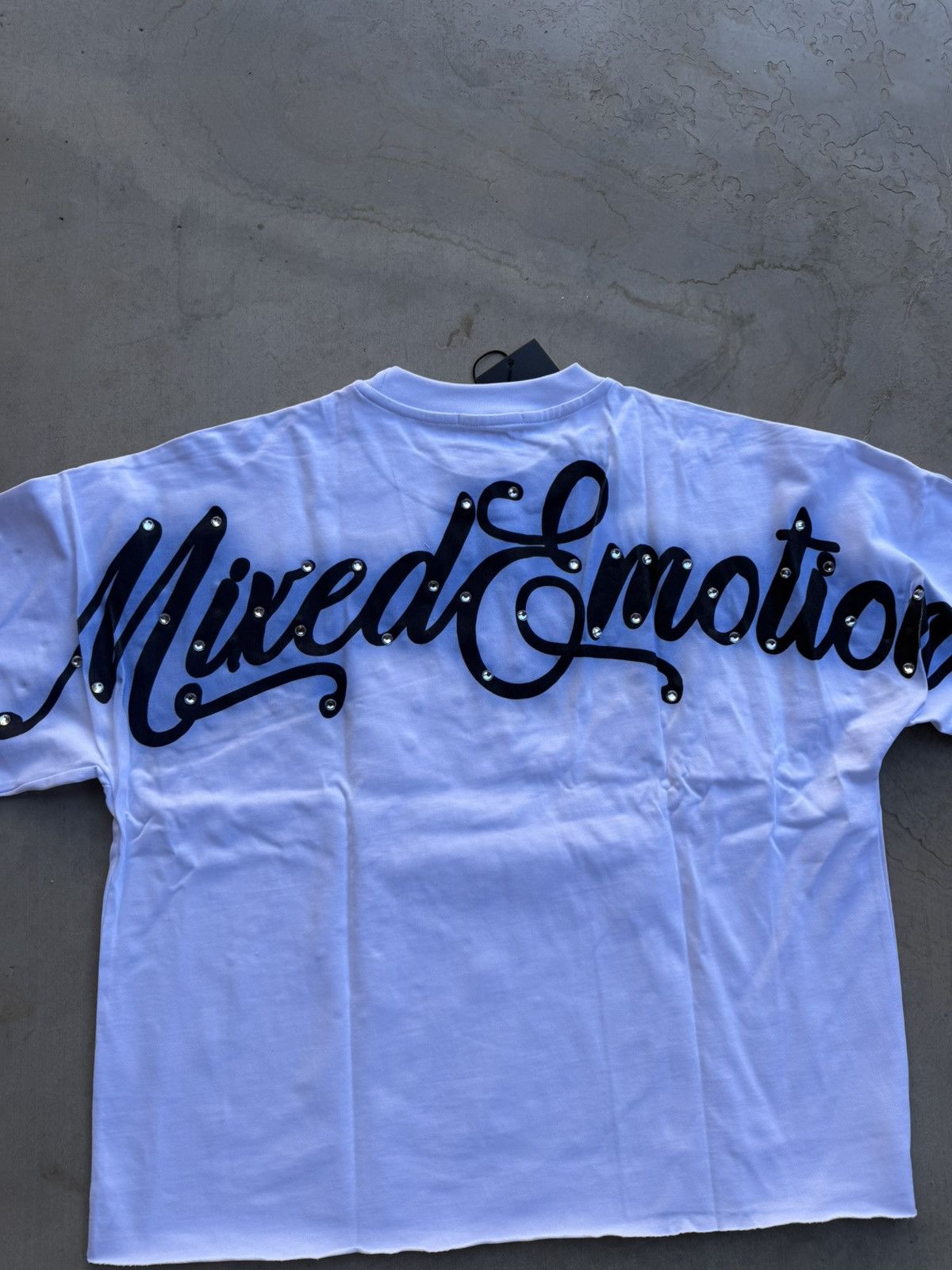 Other Mixed Emotions Angel Cropped Tee White Size Small NWT Size US S / EU 44-46 / 1 - 4 Thumbnail