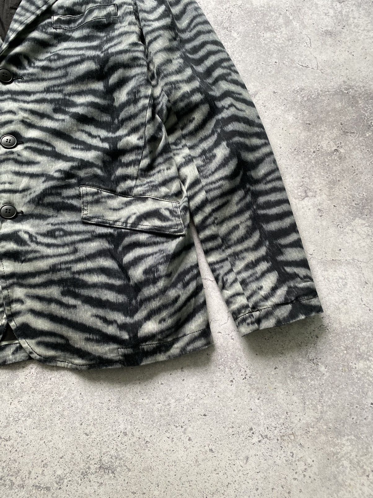 Japanese Brand × Tripp NYC Tripp Nyc Zebra Avant Garde Vintage Blazer Jacket Size US L / EU 52-54 / 3 - 6 Thumbnail