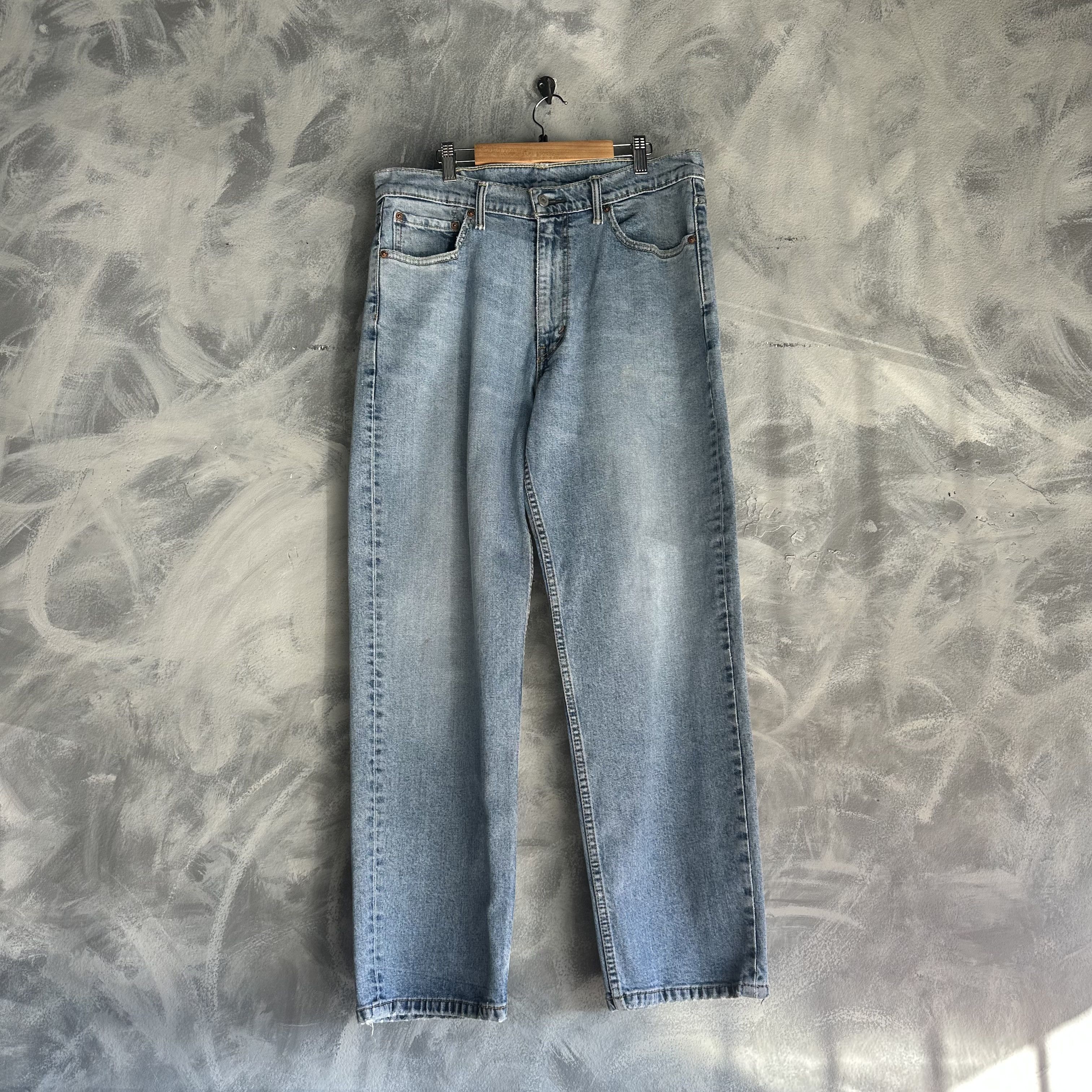 Levi's Vintage Levis 550 Jeans Mens 34x29 Blue Relaxed Fit Tapered Size US 34 / EU 50 - 1 Thumbnail