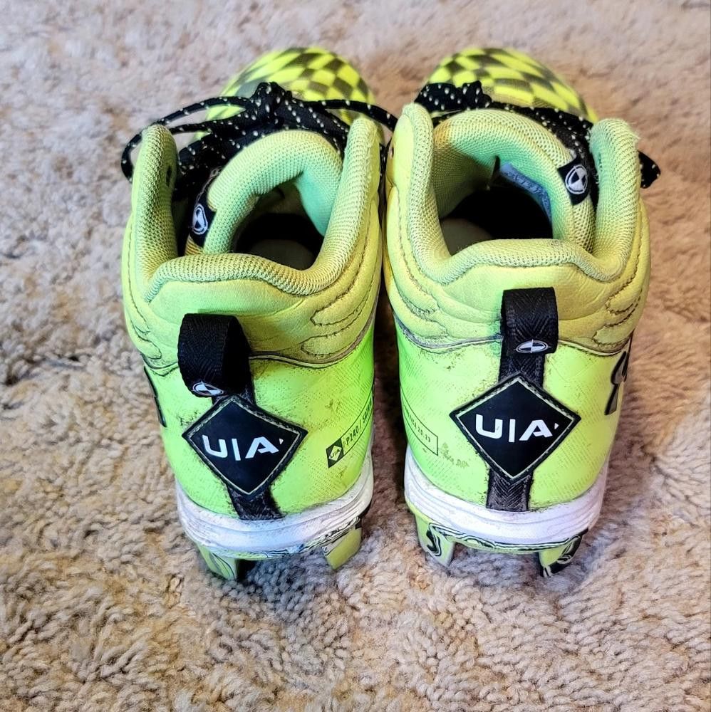 Under Armour UnderArmour Football Cleats Size US 5 / EU 37 - 3 Thumbnail