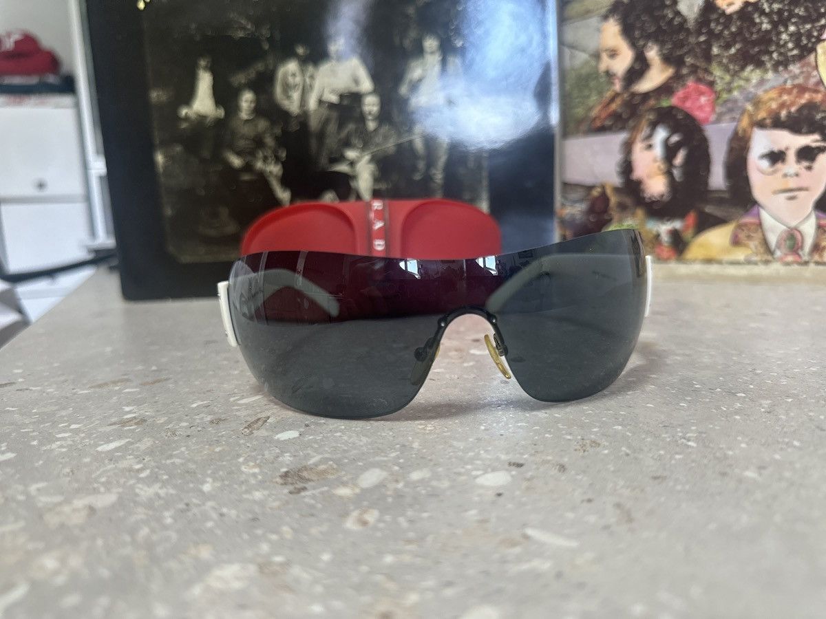 Prada Prada SPS 07F 4AO-1A1 125 vintage Luxury sunglasses Size ONE SIZE - 6 Thumbnail