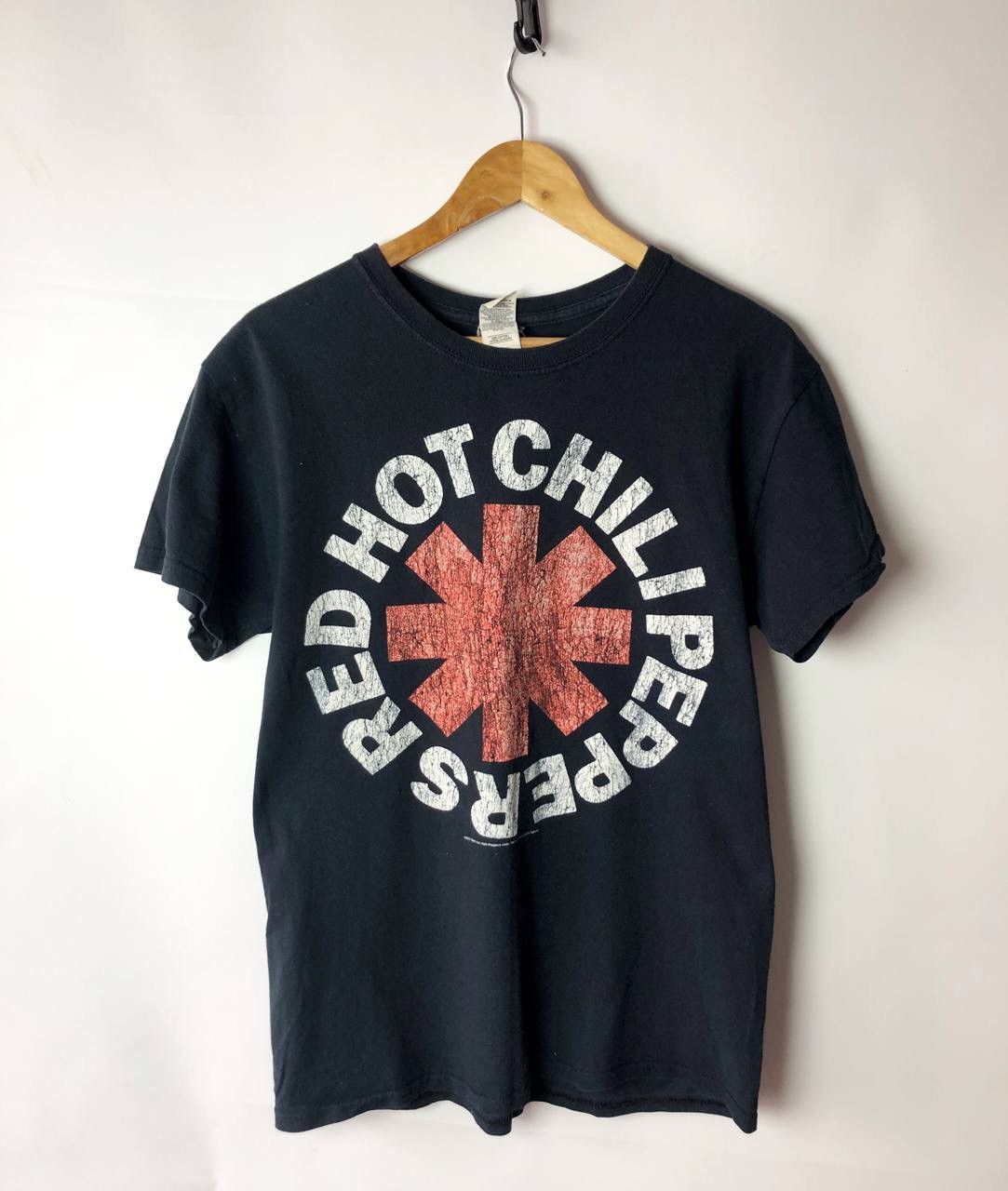 Gildan Red Hot Chili Peppers Iconic Asterisk Logo T-Shirt (2011)M Size US M / EU 48-50 / 2 - 1 Thumbnail