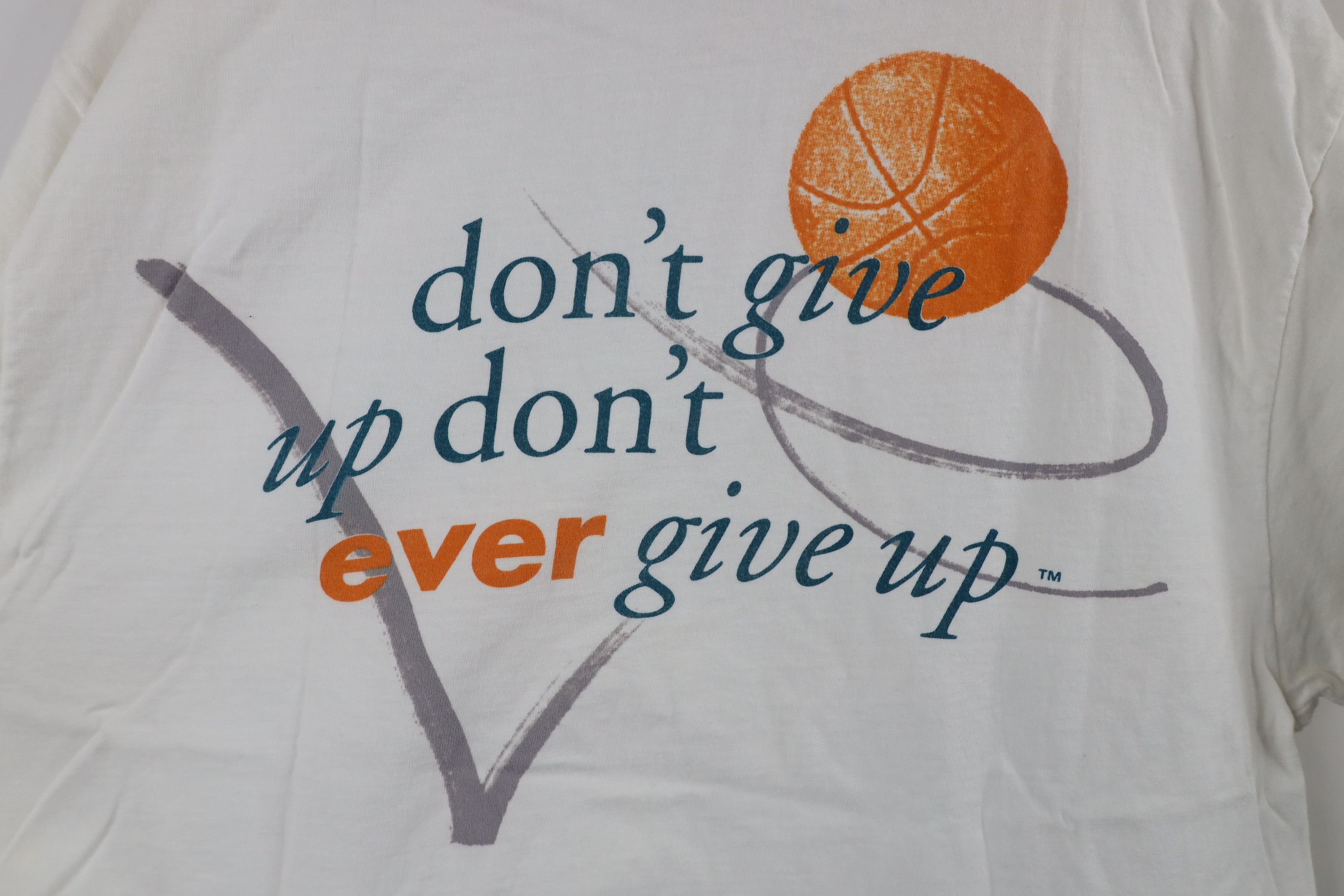 Vintage Vintage 90s ESPN The Jimmy V Foundation T-Shirt White USA Size US L / EU 52-54 / 3 - 12 Thumbnail