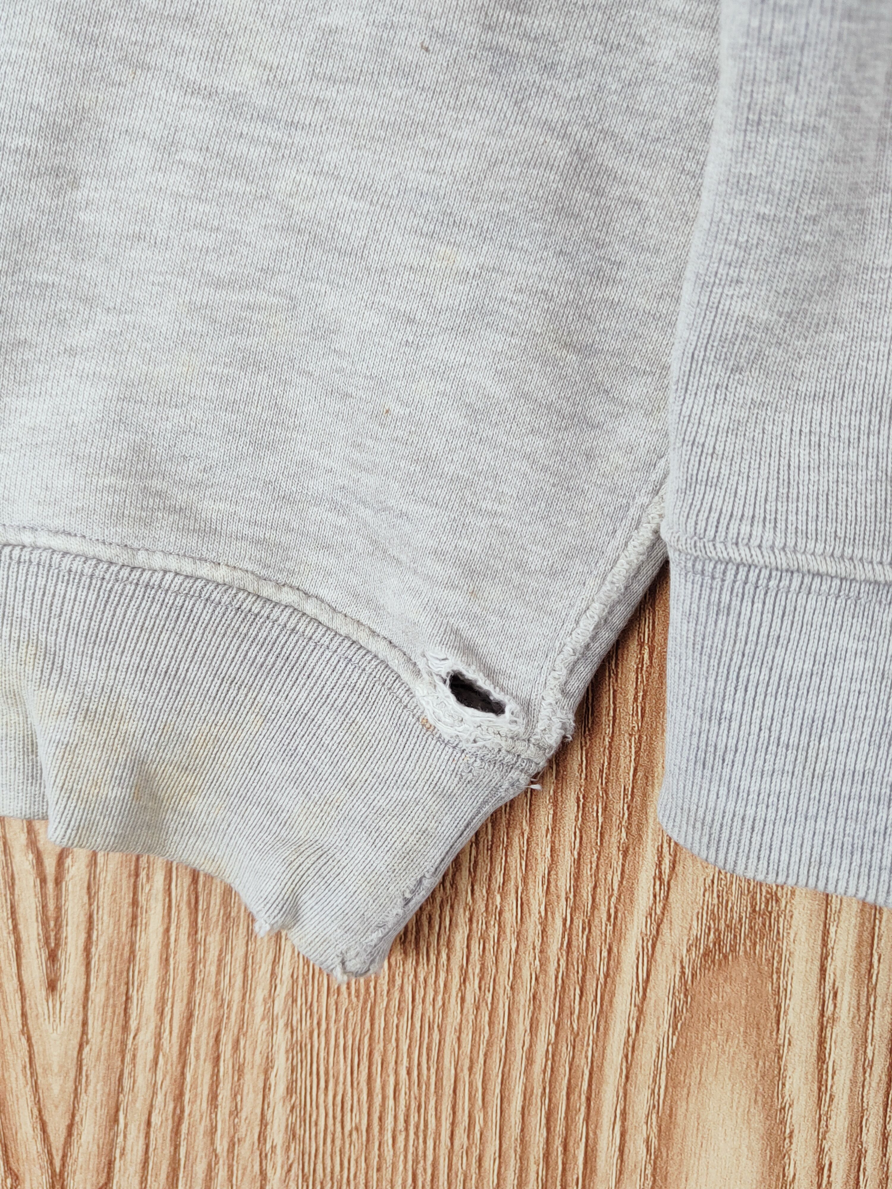 Columbia Columbia Gray Hoodie Sweatshirts #W055 Size US M / EU 48-50 / 2 - 4 Thumbnail