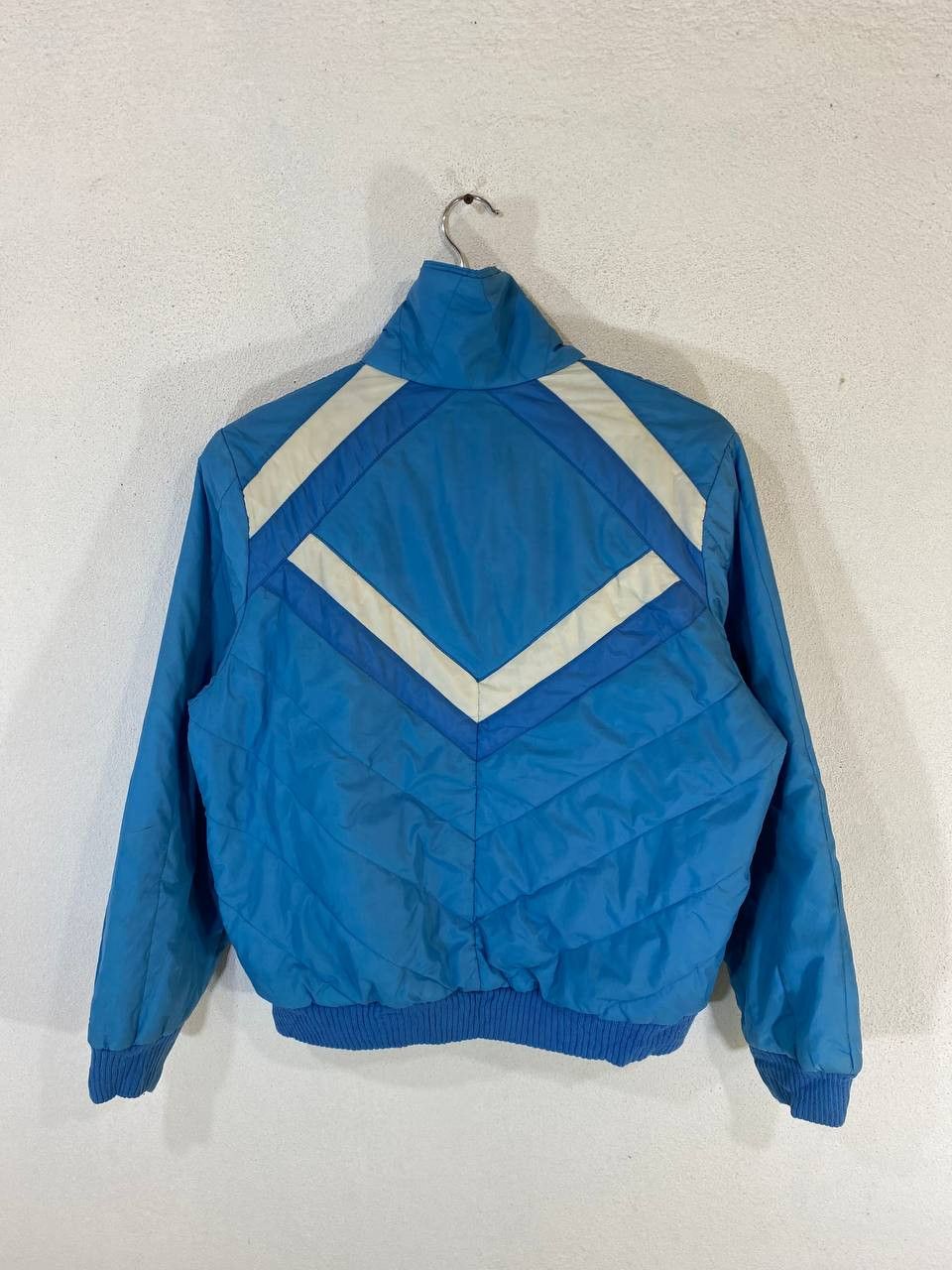 Vintage vintage skiwear retro puffer jacket nice design Size US M / EU 48-50 / 2 - 9 Thumbnail