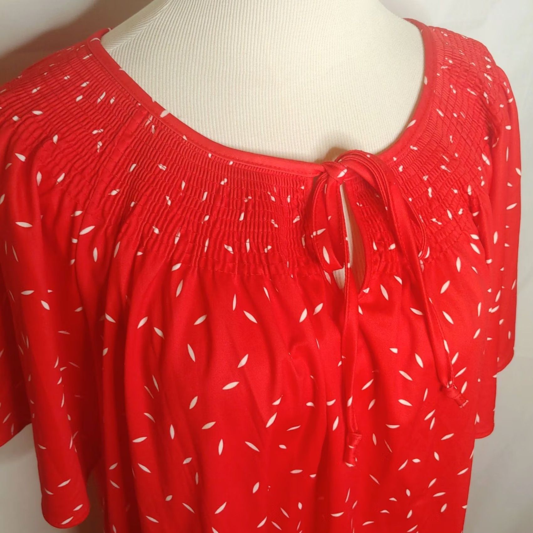 Vintage VINTAGE Tiger Lily Shirt 3X Women Plus Size Tie Neck Smocked Short Sleeve Peasant Blouse 70s Womens Size XXL / US 16-18 / IT 52-54 - 6 Thumbnail
