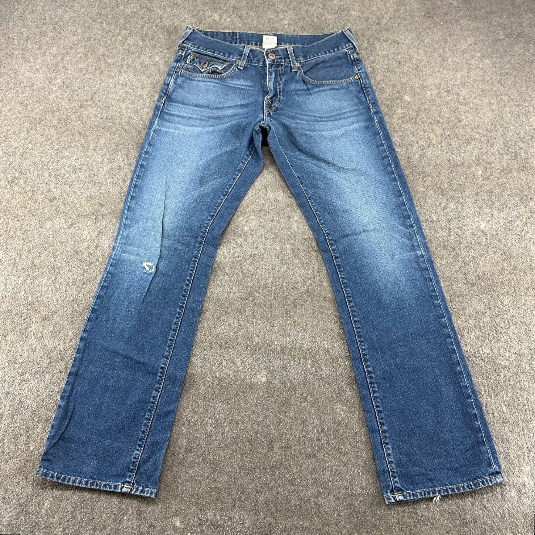 True Religion True Religion Jeans Mens 32x34 Ricky Relaxed Straight Medium Wash Distressed 5-Pocket Denim Jeans Mens Regular Size 32 Blue Size US 32 / EU 48 - 3 Thumbnail