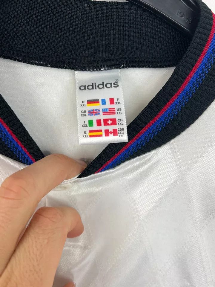 Adidas BAYERN MUNICH 1995 1996 AWAY #25 VOGEL size XXL FOOTBALL Size US XXL / EU 58 / 5 - 5 Thumbnail