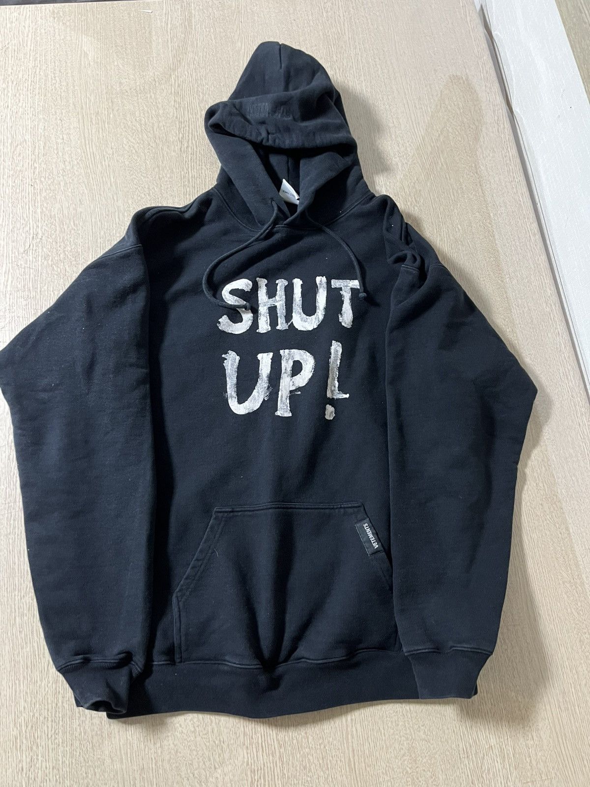 Vetements L Vetements SHUT UP oversized hoodie Size US L / EU 52-54 / 3 - 1 Thumbnail