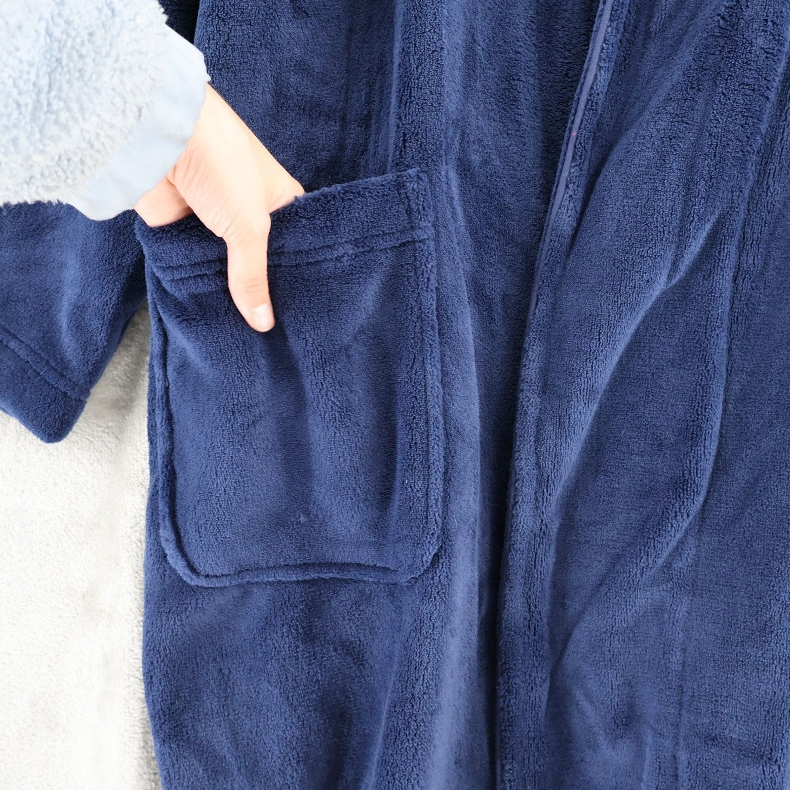 Polo Ralph Lauren Polo Ralph Lauren Robe Unisex L/XL Blue Plush Fleece Cozy Size 46 - 6 Thumbnail