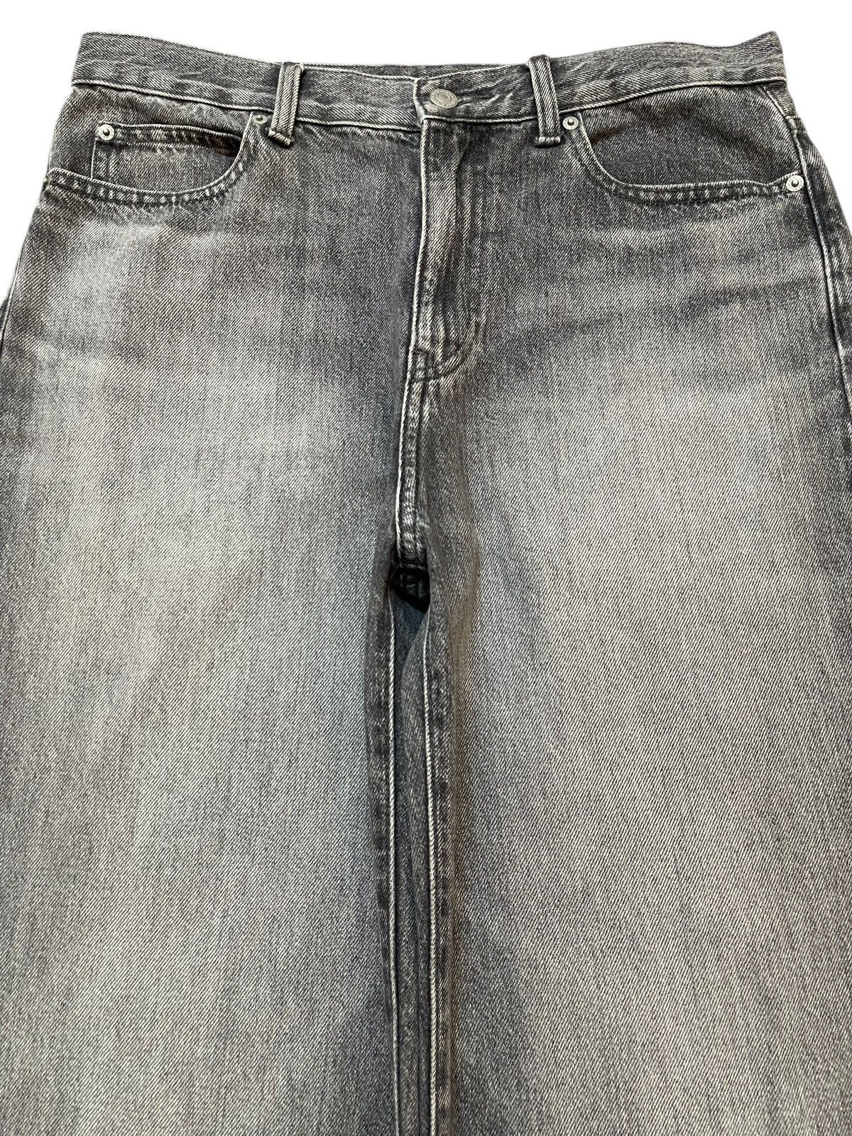 Uniqlo Vintage Japanese Uniqlo Faded Wash Style Baggy Jeans Size US 32 / EU 48 - 3 Thumbnail