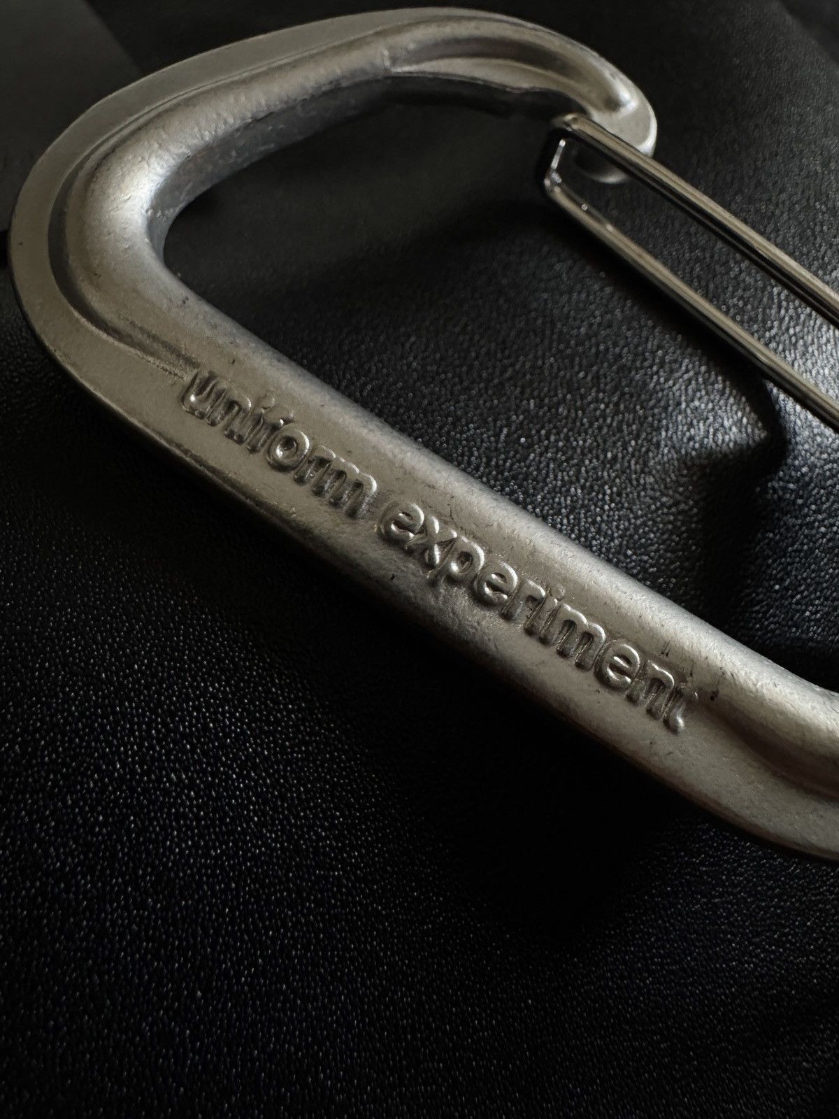Fragment Design FRAGMENT DESIGN X UNIFORM EXPERIMENT CARABINER Size ONE SIZE - 2 Thumbnail