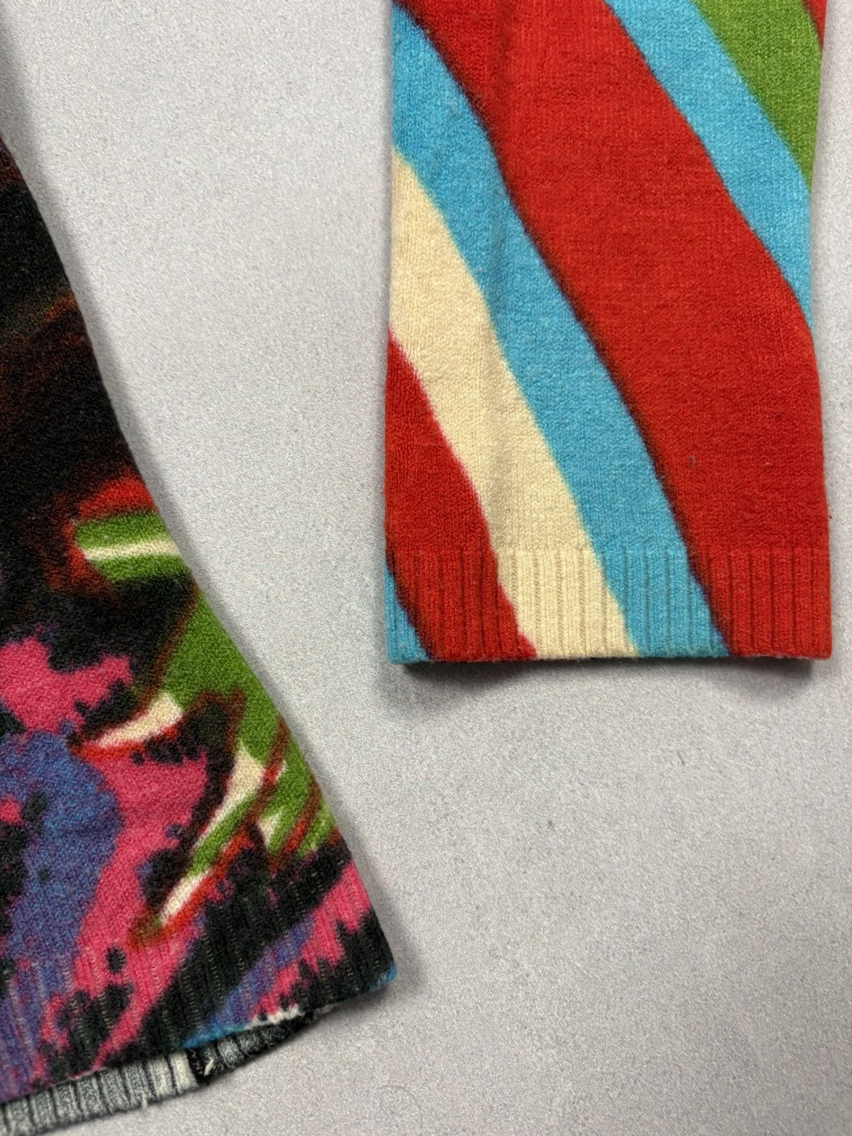Custo Barcelona Vintage Custo Barcelona Wool Turtleneck Sweater Graphic Y2K Size M / US 6-8 / IT 42-44 - 13 Thumbnail