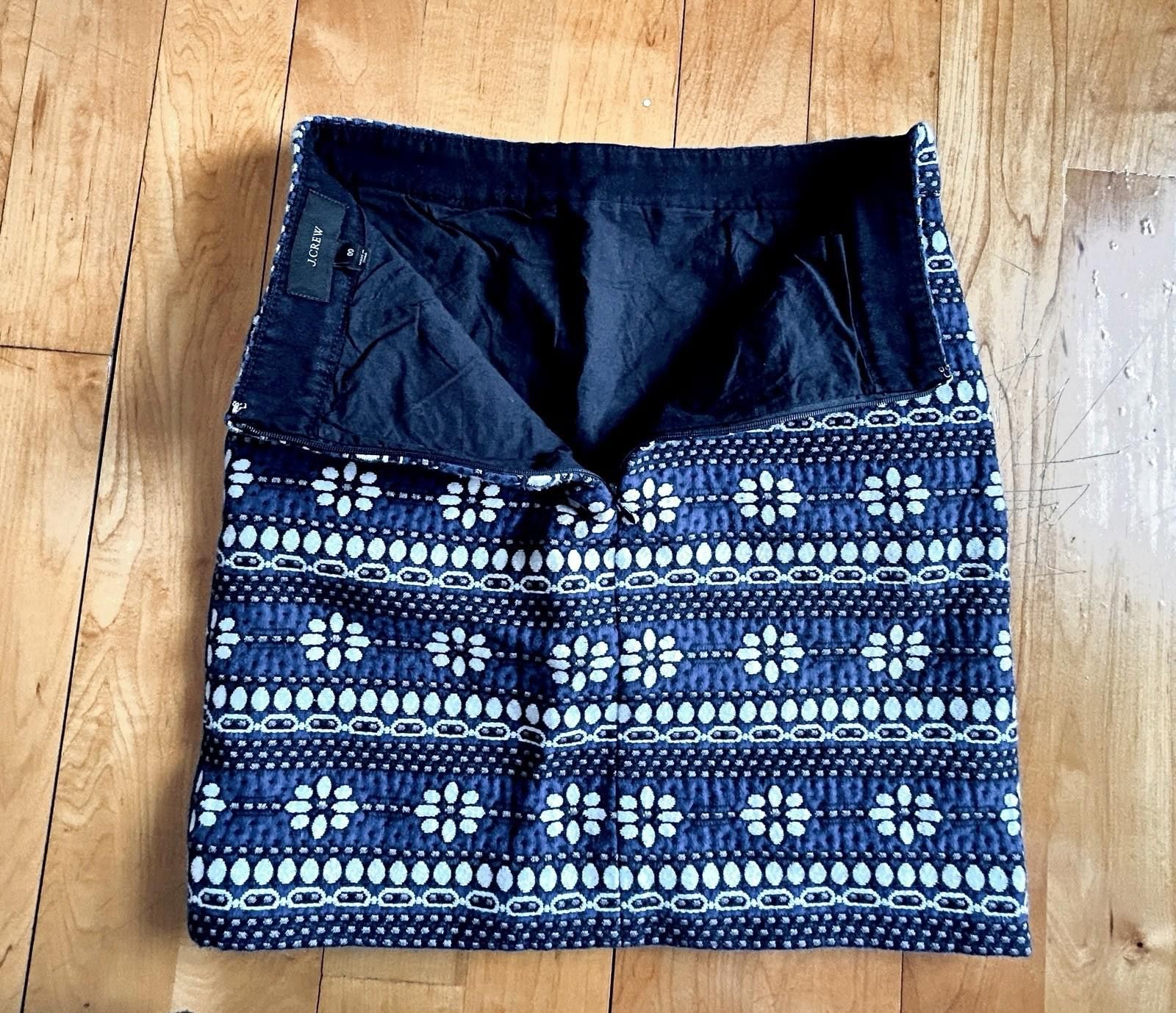 J.Crew J Crew Tapestry-style woven geometric Floral Skirt sz 00 Size 24" / US 00 / IT 34 - 6 Thumbnail