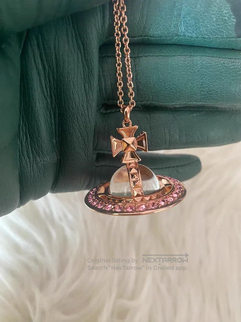 Vivienne Westwood Vivienne Westwood 3D (large) orb pendant