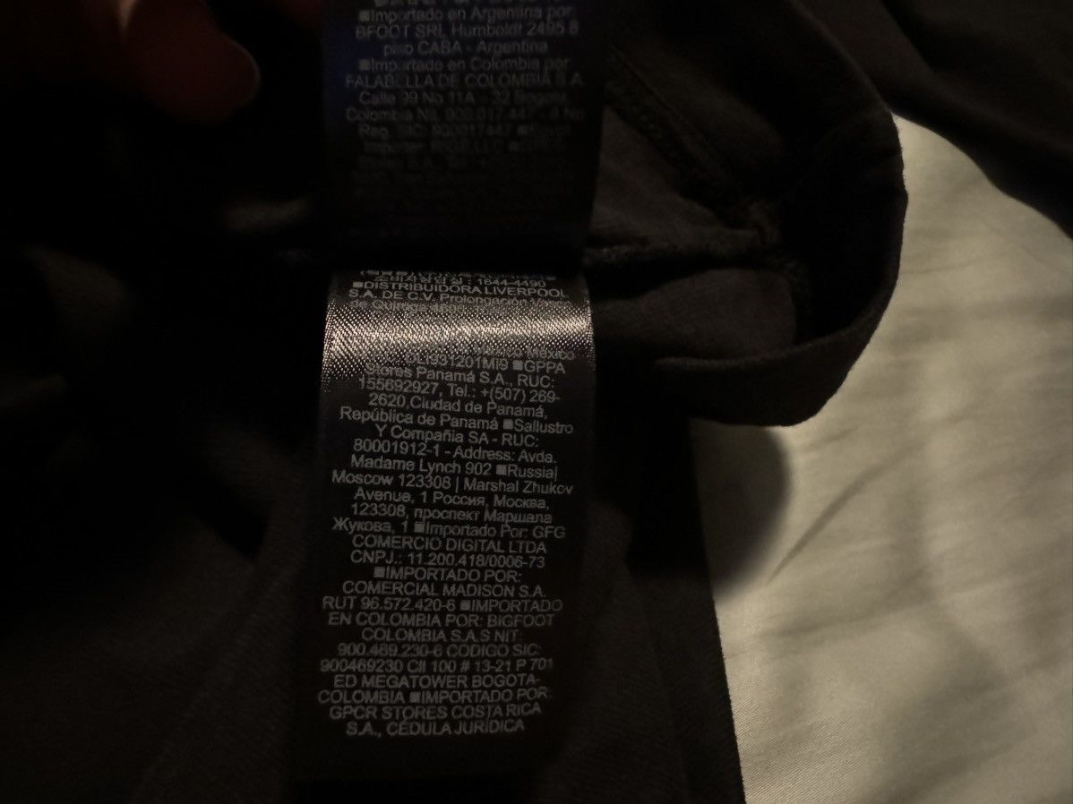 Balenciaga × Gap × Kanye West Yeezy Gap Logo Long Sleeve Tee Black Size Large Size US L / EU 52-54 / 3 - 15 Thumbnail