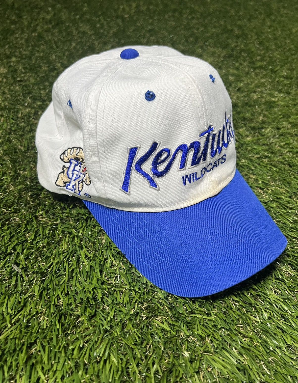 NCAA Vintage 90s Kentucky Wildcats Script Spell Out Snapback Hat Size ONE SIZE - 2 Thumbnail