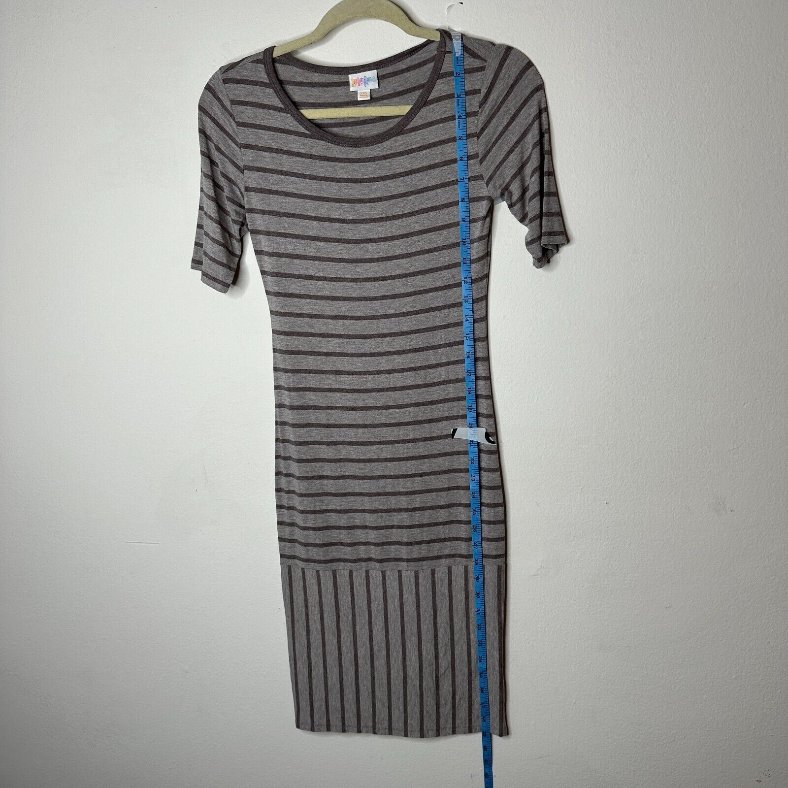 Other LuLaRoe Julia Midi Gray-Stripe Pullover Bodycon Dress XXS Size XXS / US 00 / IT 34 - 4 Thumbnail