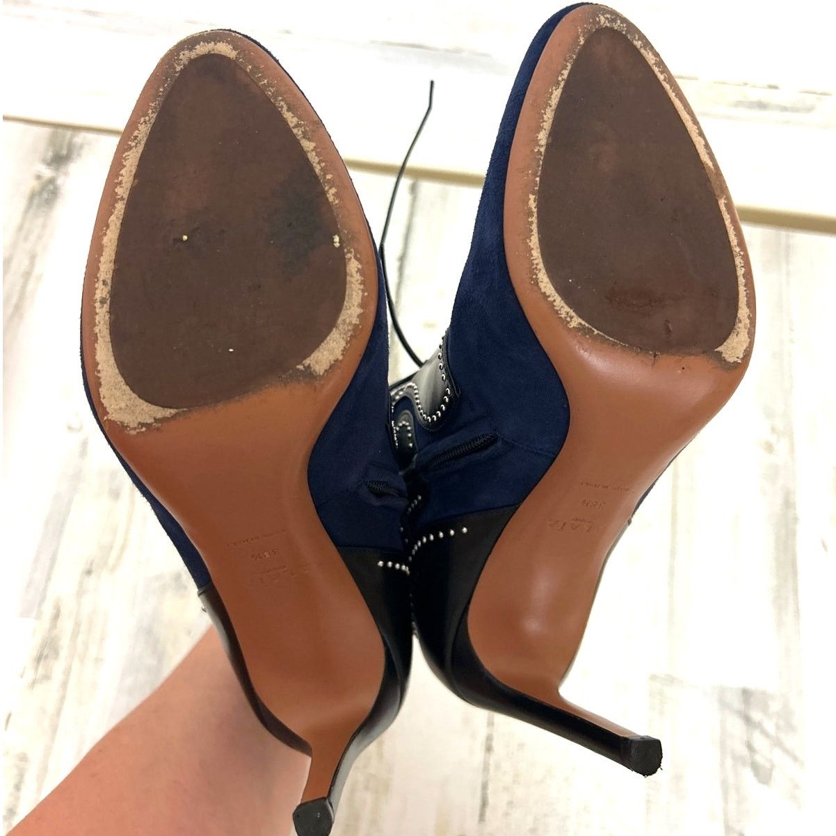 Alaia Alaia Paris womens 8 blue suede black leather ankle boot Size US 8 / IT 38 - 8 Thumbnail