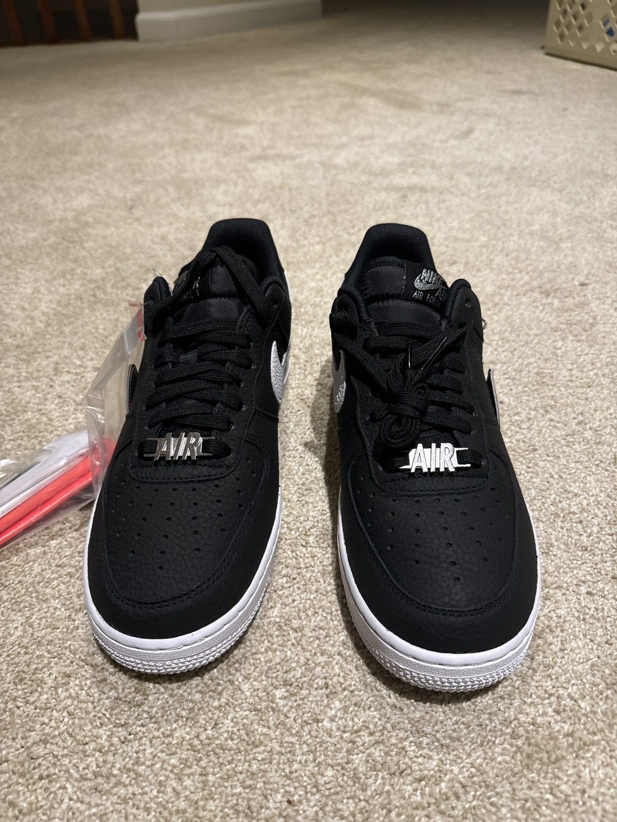 Nike Air Force 1 ‘07 “Silver Swoosh Size US 8 / EU 41 - 4 Thumbnail
