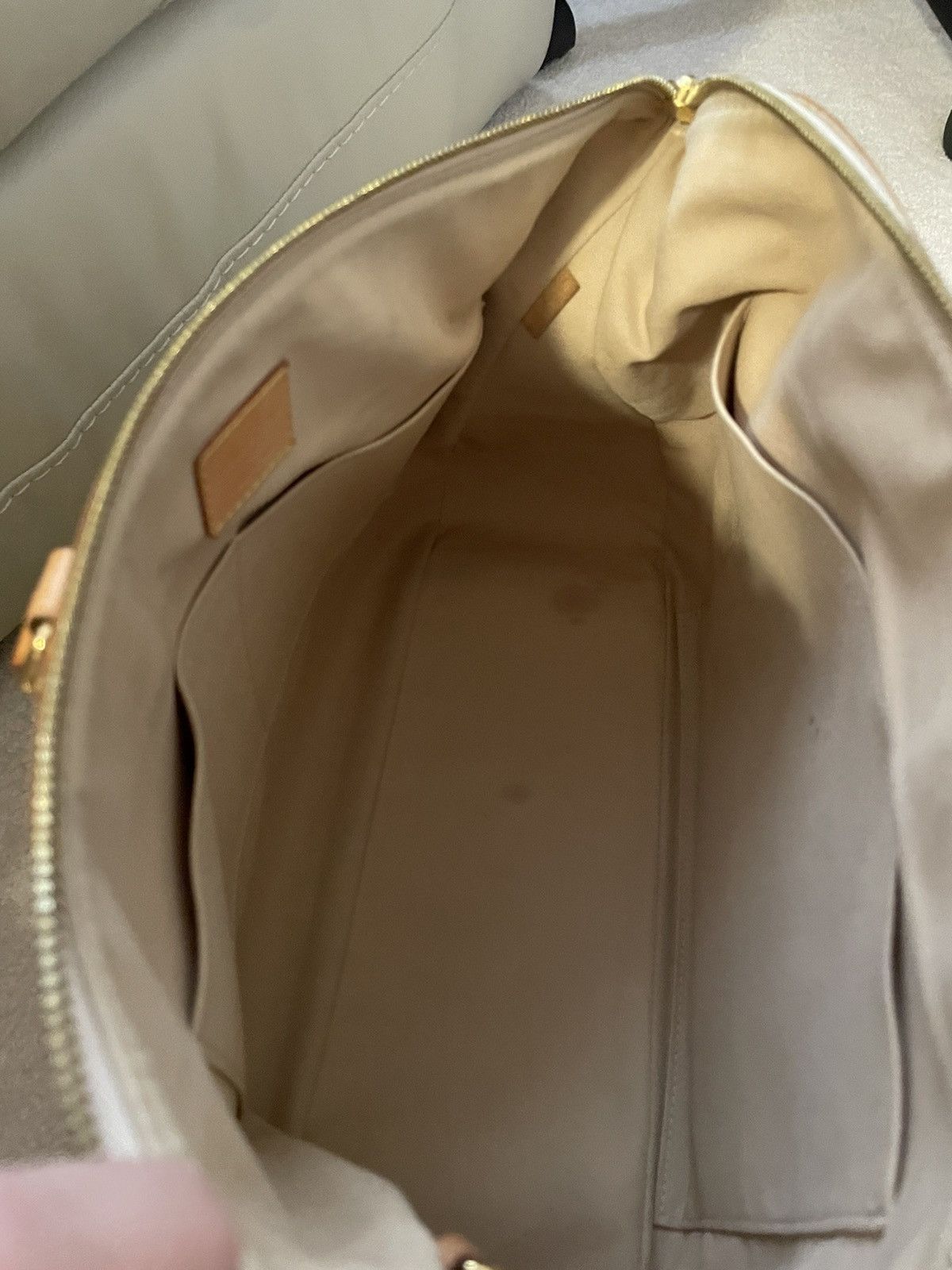 Louis Vuitton Louis Vuitton Damier Azur Siracusa Crossbody Bag Cream Size ONE SIZE - 12 Thumbnail