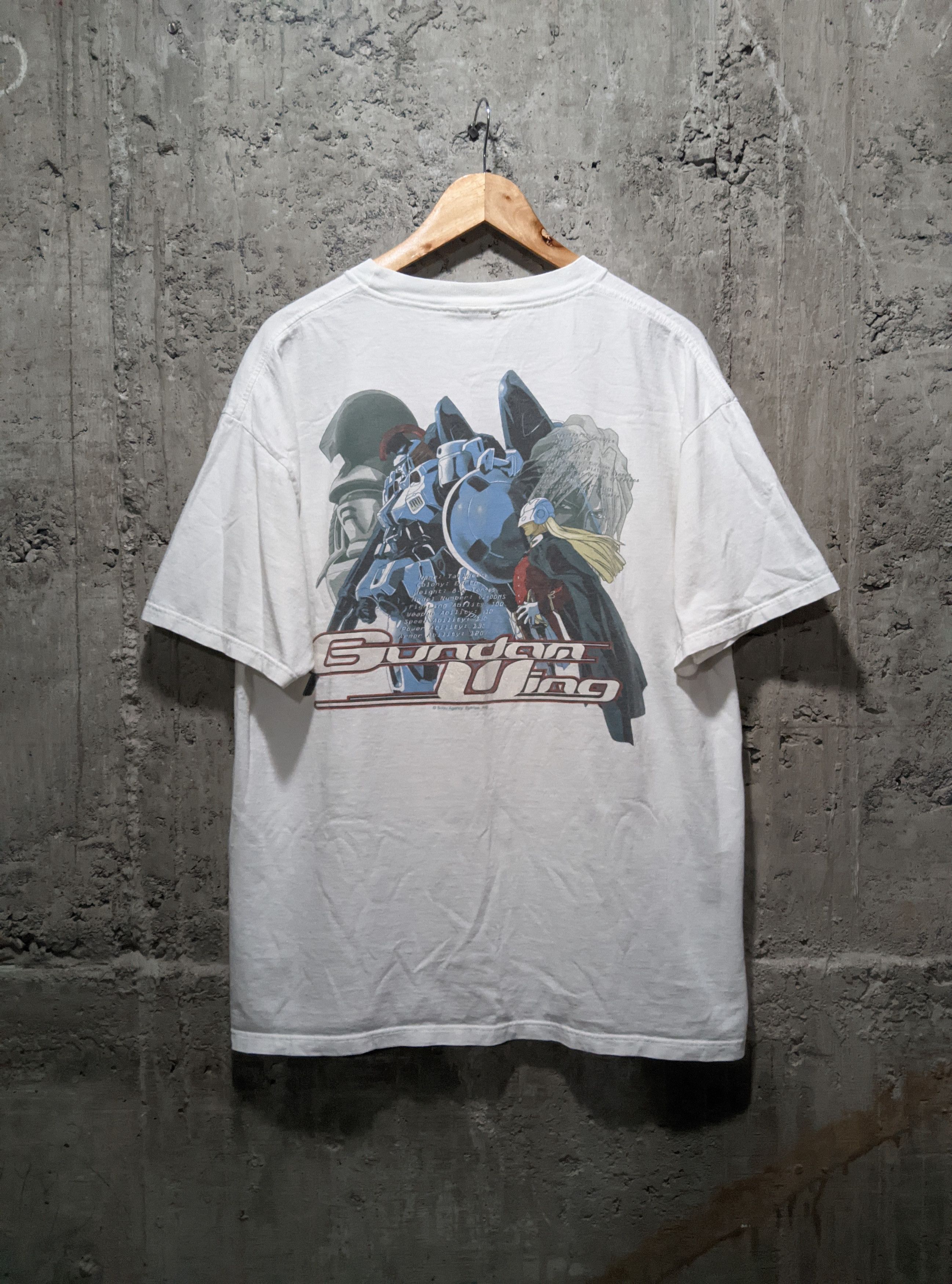 Vintage Vintage 2000s gundam wing zechs merquise t shirt Size US XL / EU 56 / 4 - 1 Thumbnail