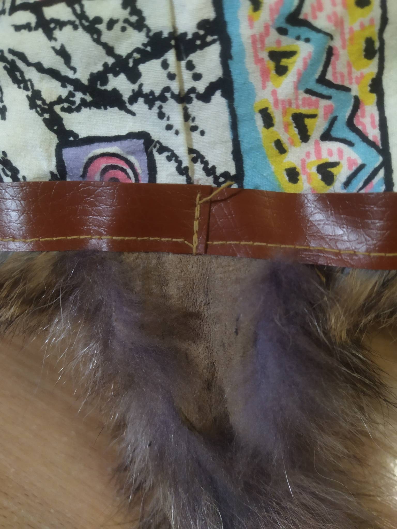 Vintage Fur hat 'Coonskin Cap', Canada. Size ONE SIZE - 8 Thumbnail