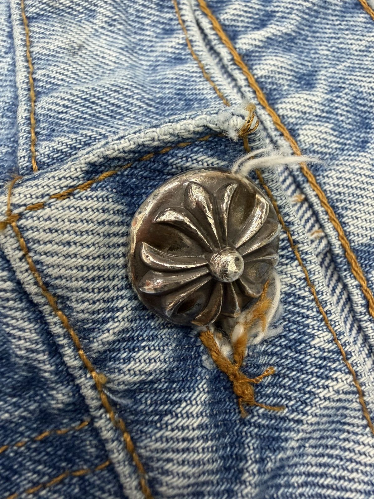 Chrome Hearts Chrome Hearts Star Patch Levi’s 505 Jeans Size US 33 - 5 Thumbnail