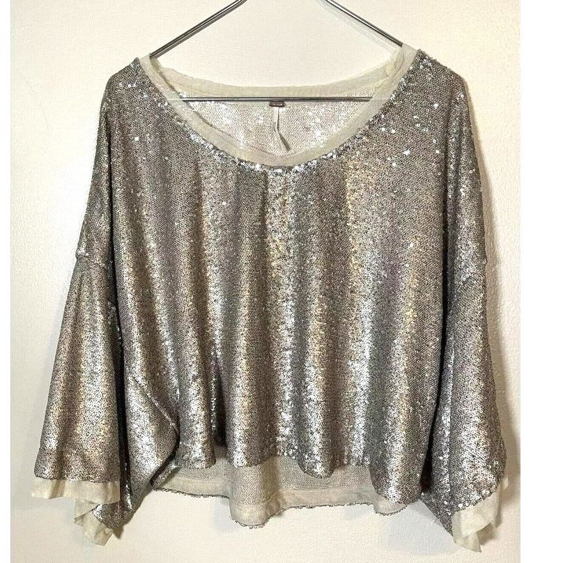Free People New FREE PEOPLE Champagne Dreams Sequins Glam Tee $128 Sz M Size M / US 6-8 / IT 42-44 - 3 Thumbnail