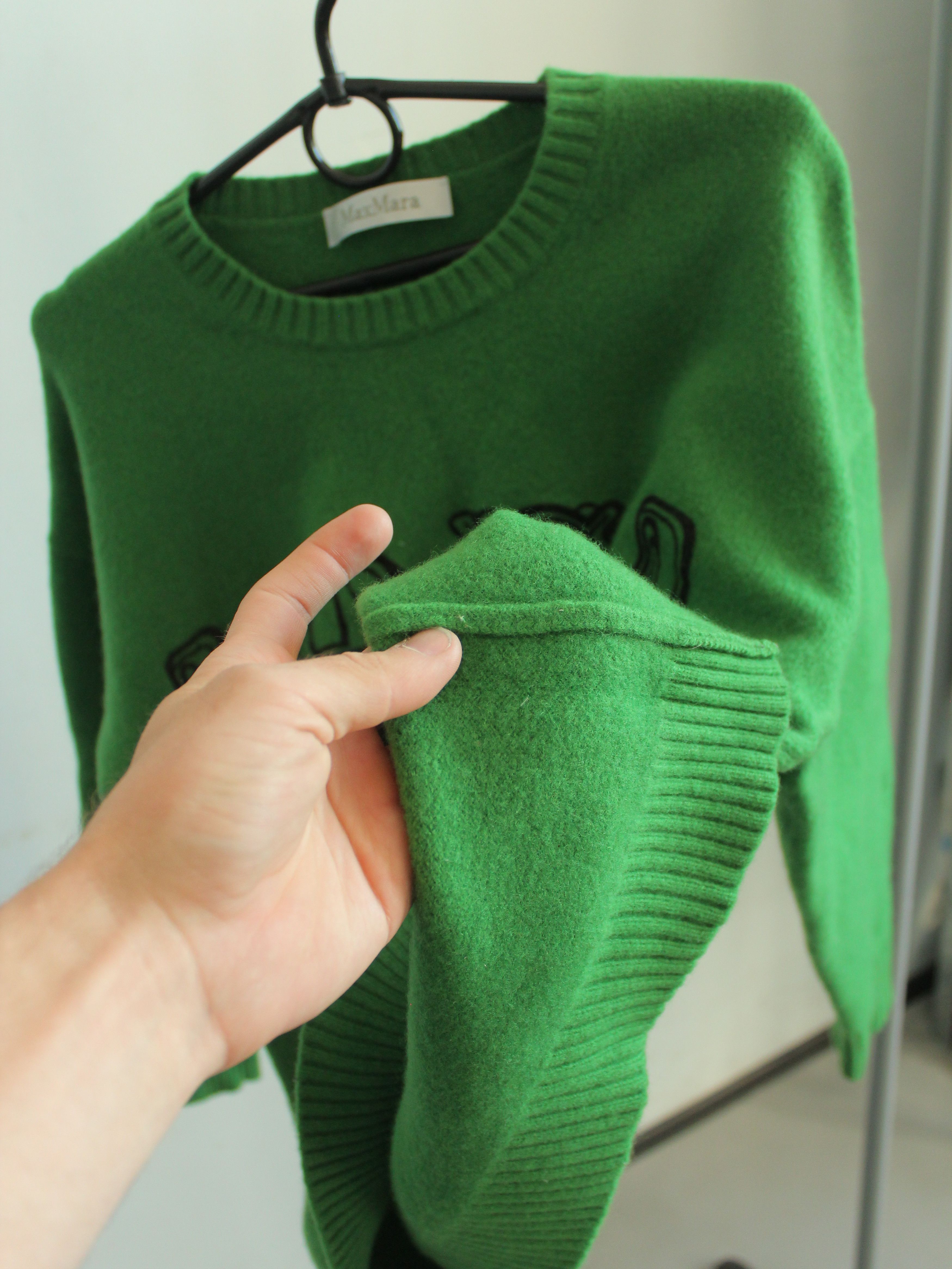 Max Mara MAX MARA FIDO OSELLA SWEATER 1951 Size S / US 4 / IT 40 - 9 Thumbnail