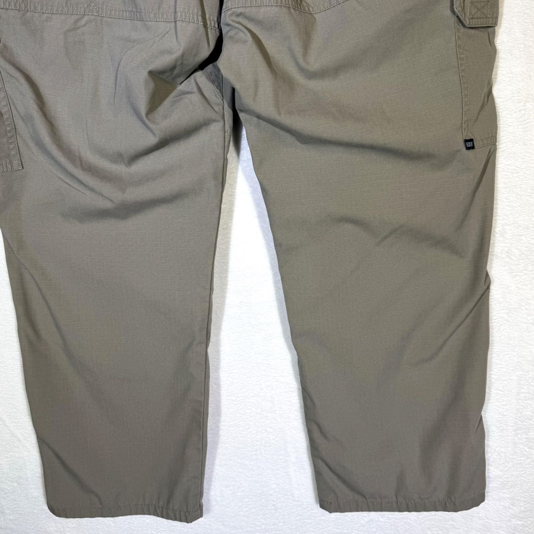 Vintage 5.11 Tactical Cargo Pants Mens 42x30 Taupe Ripstop Elastic Waist Multi Pocket Cargo Pants Mens 42x30 Taupe Ripstop Elastic Waist Pockets Size US 42 / EU 58 - 7 Thumbnail