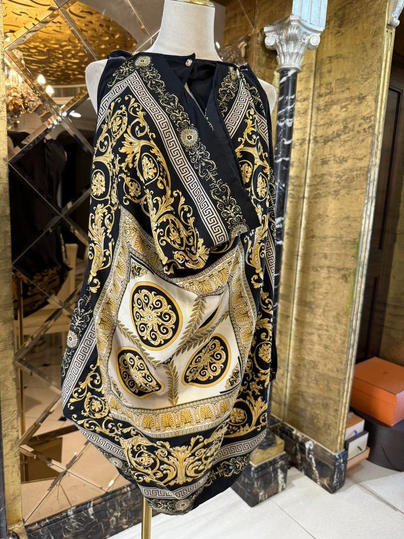 Versace Versace Silk top dress Size S / US 4 / IT 40 - 1 Thumbnail