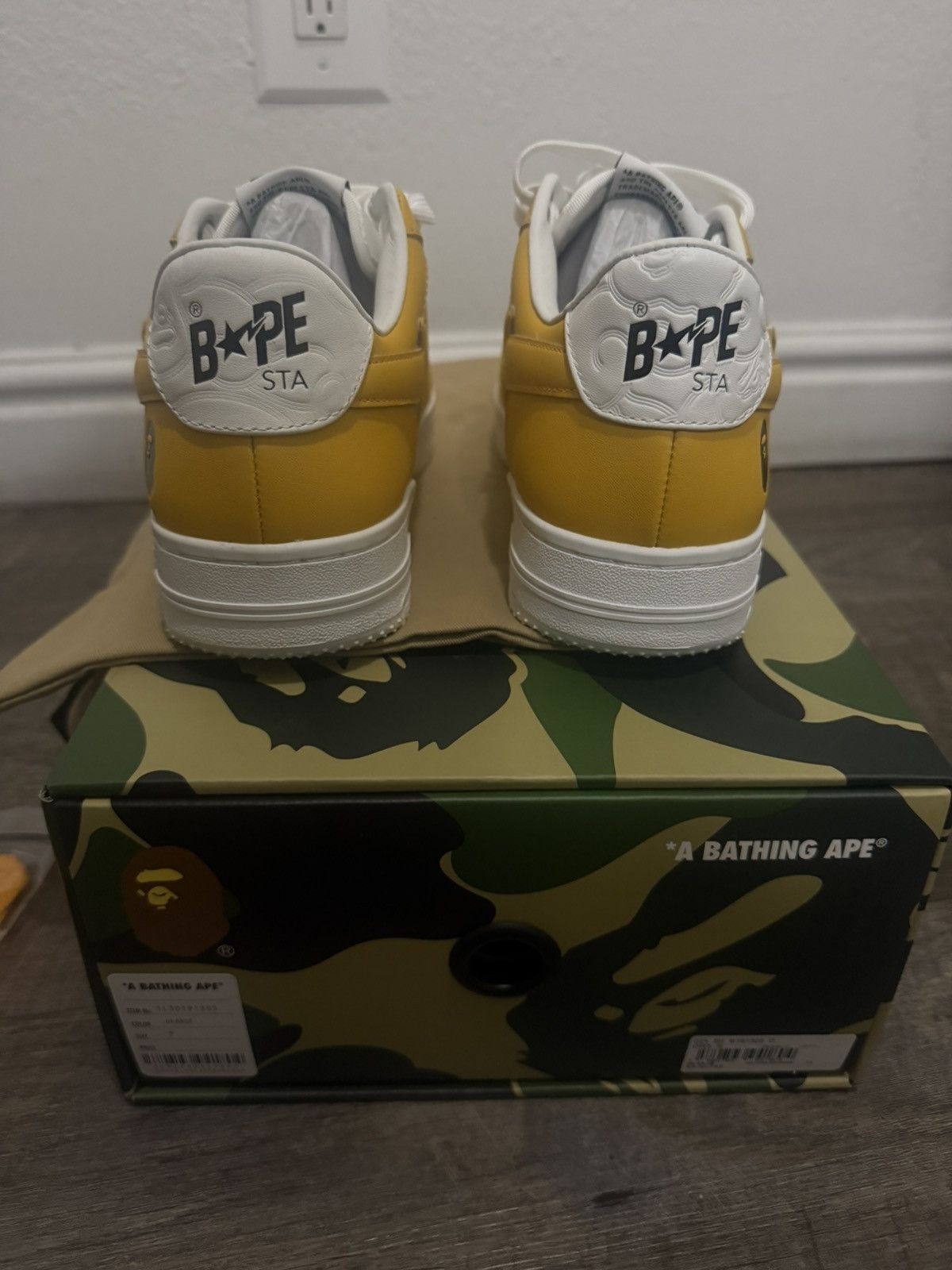 Bape Orange Cloud bapesta #3 Size US 9 / EU 42 - 5 Thumbnail