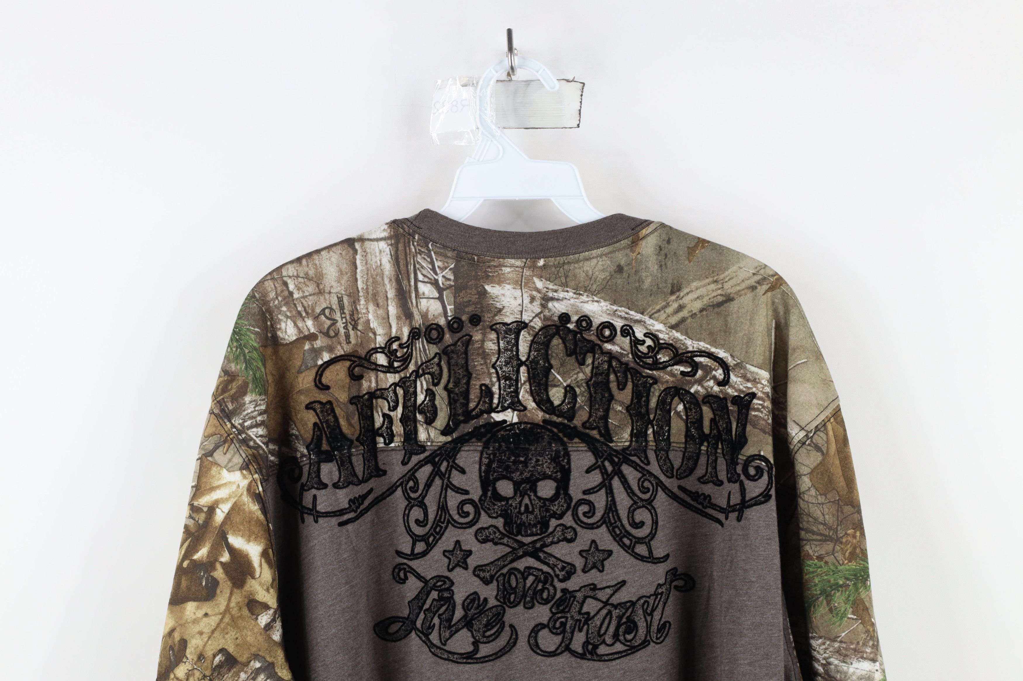 Affliction × Vintage Vintage Affliction Skull Tribal Camouflage UFC MMA T-Shirt Size US XXL / EU 58 / 5 - 10 Thumbnail
