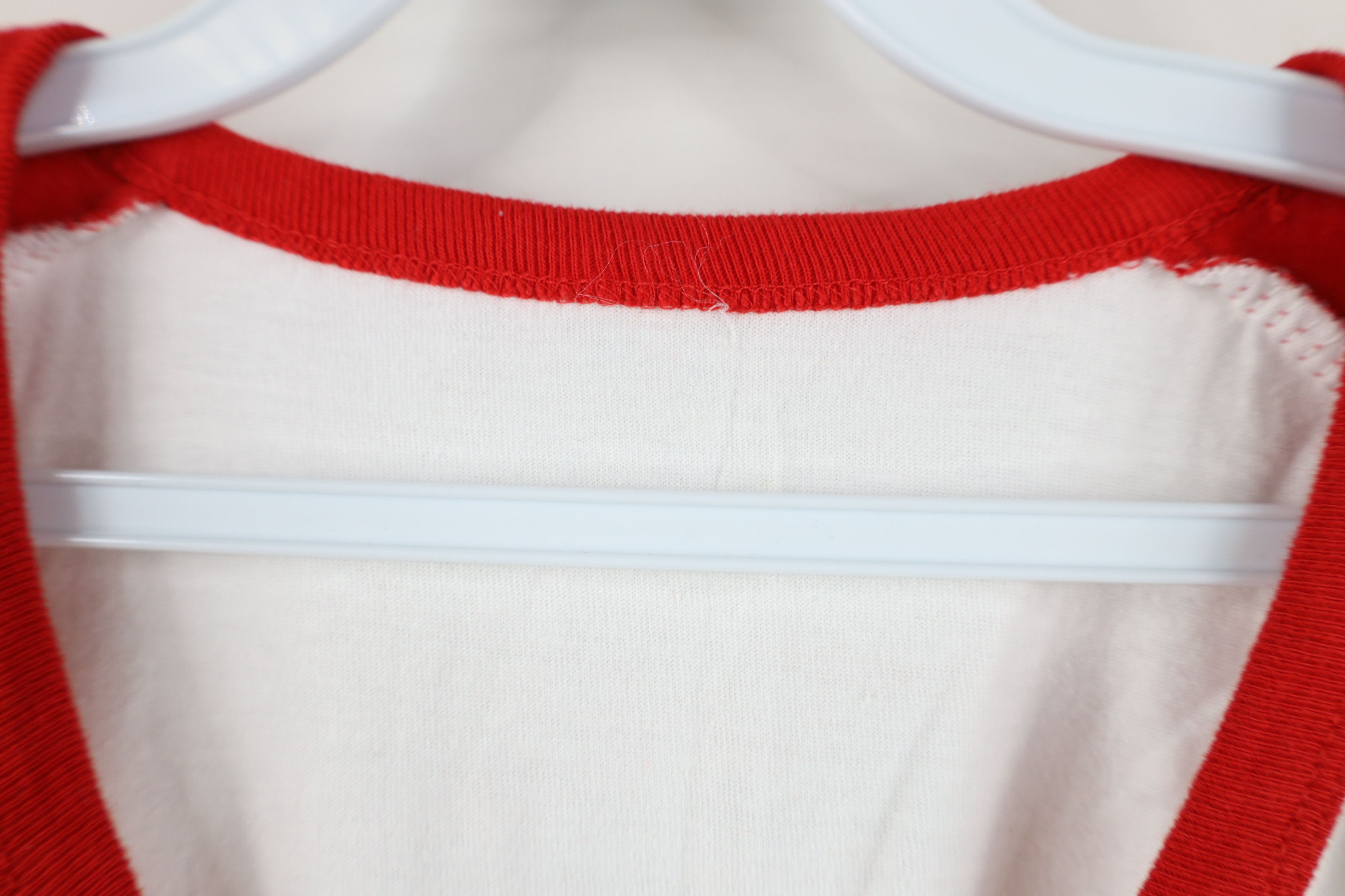 Vintage Vintage 90s Streetwear 3/4 Sleeve Raglan T-Shirt Red White Size US L / EU 52-54 / 3 - 6 Thumbnail