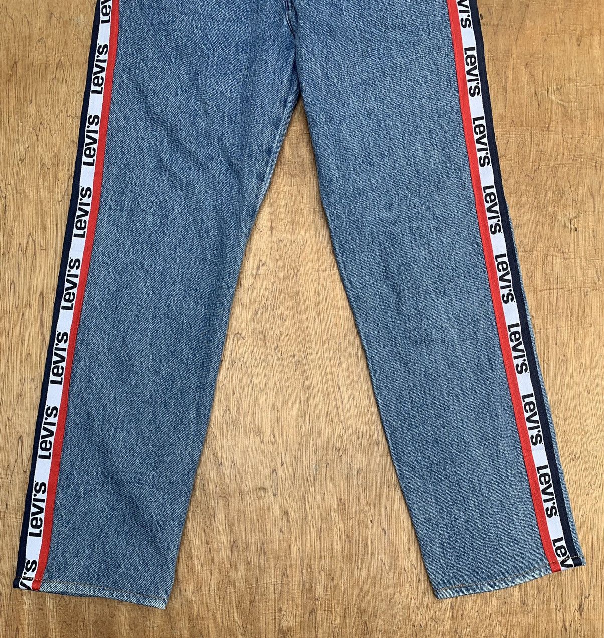 Levi's Levis 501 Levis Premium Big E Side Tape Denim Pants Size 26" / US 2 / IT 38 - 8 Thumbnail